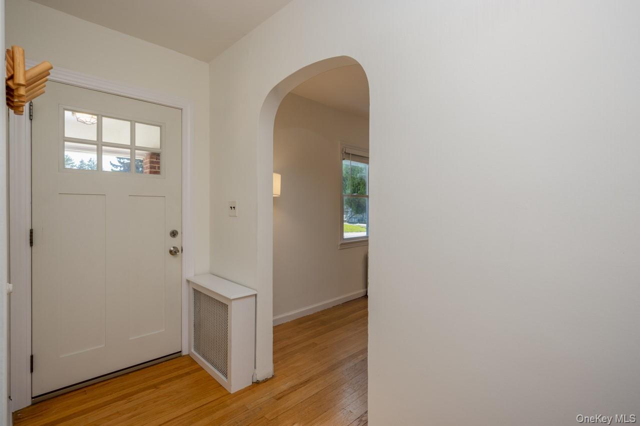 8 Deforest Avenue – For Sale photo 3
