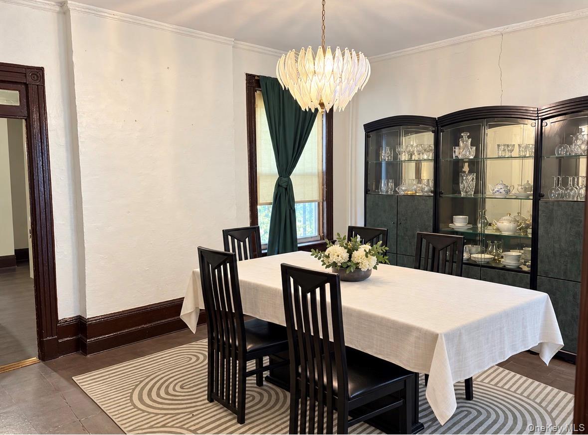 412 Miller Avenue – For Sale photo 2