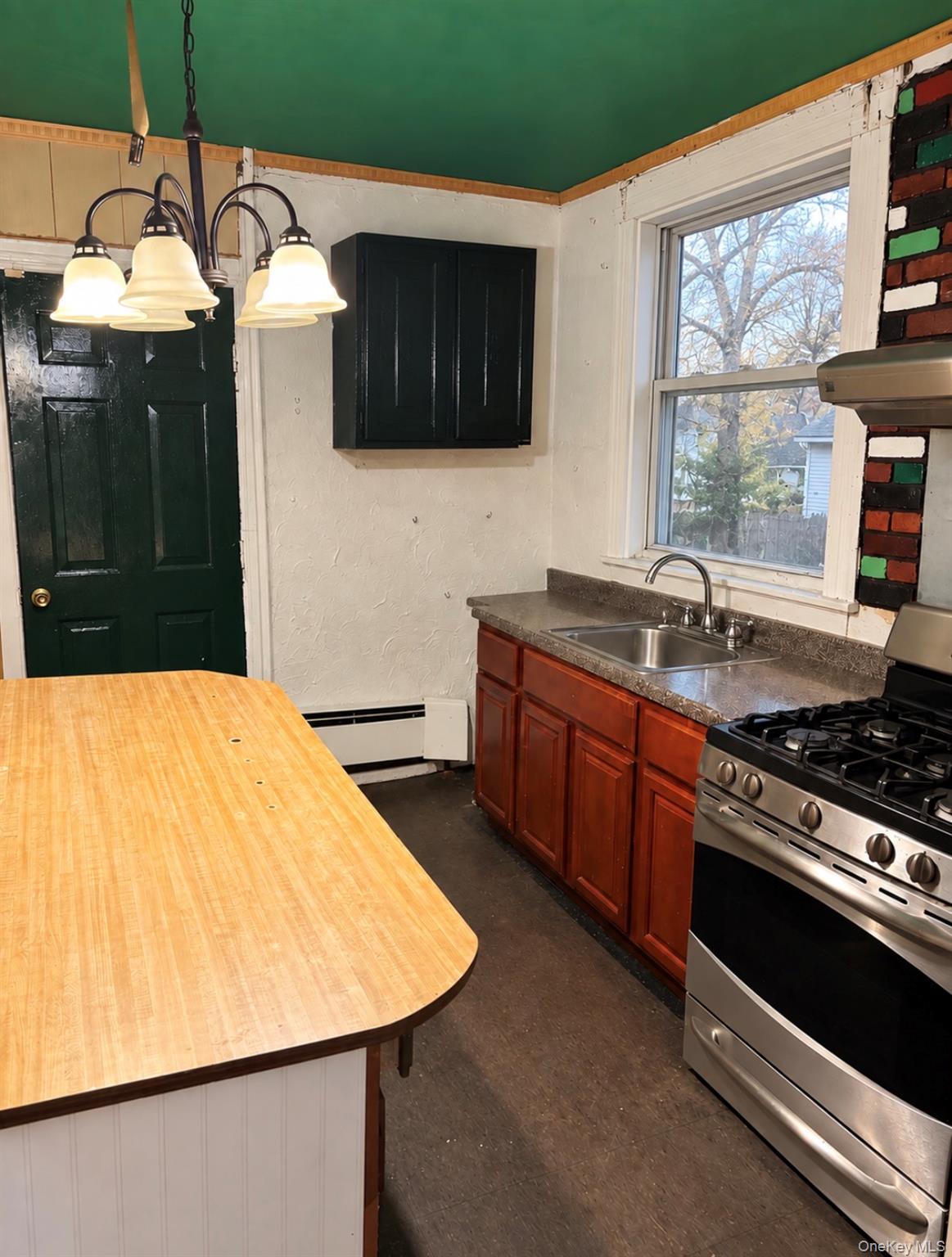 412 Miller Avenue – For Sale photo 6
