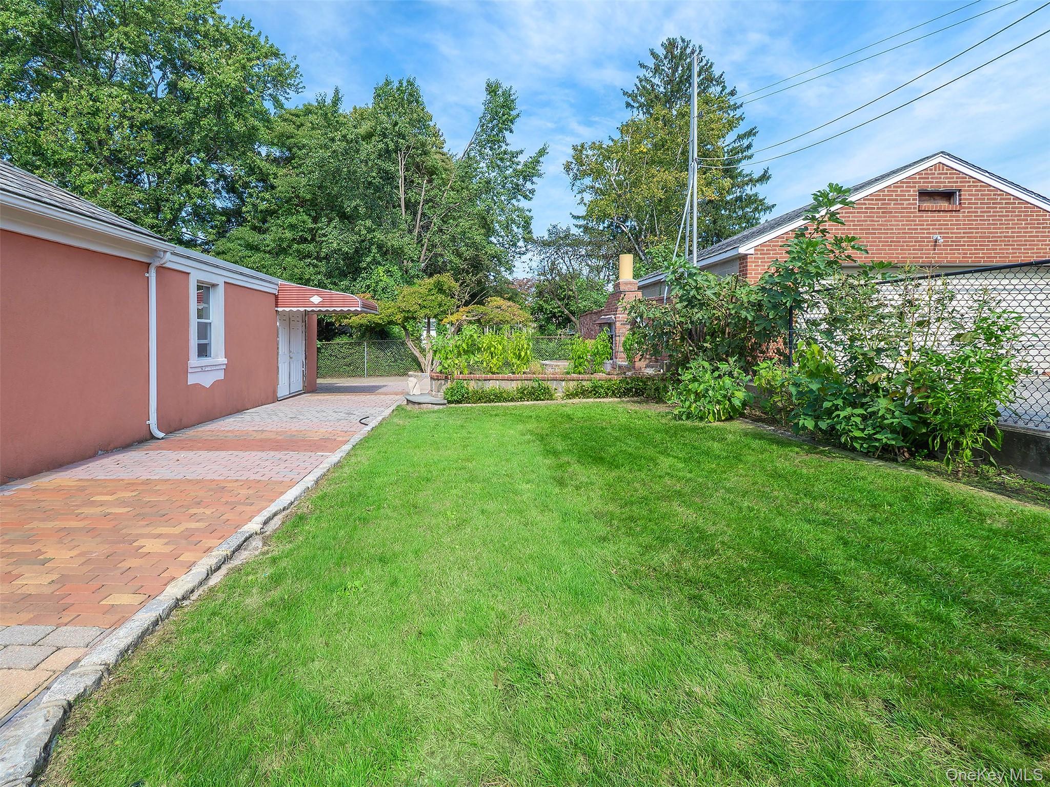 75 Frost Pond Road – For Rent photo 12