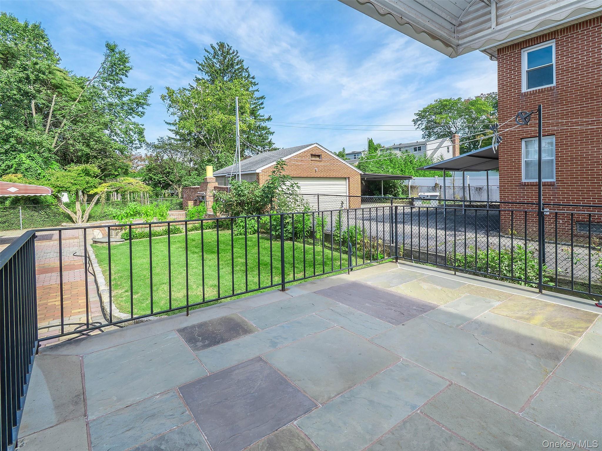 75 Frost Pond Road – For Rent photo 10