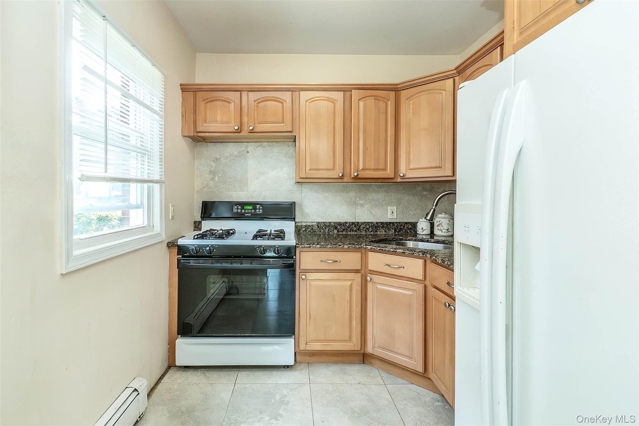 75 Frost Pond Road – For Rent photo 4
