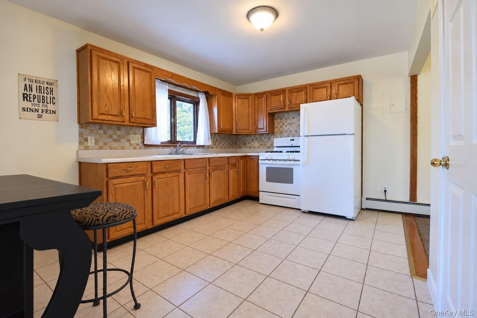 180 Foxhall Avenue – For Sale photo 9