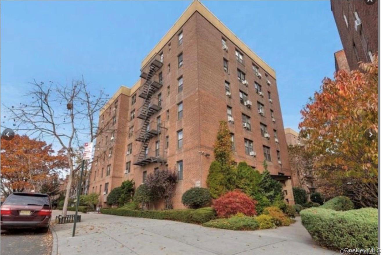 7261 Shore Road, Unit 1R