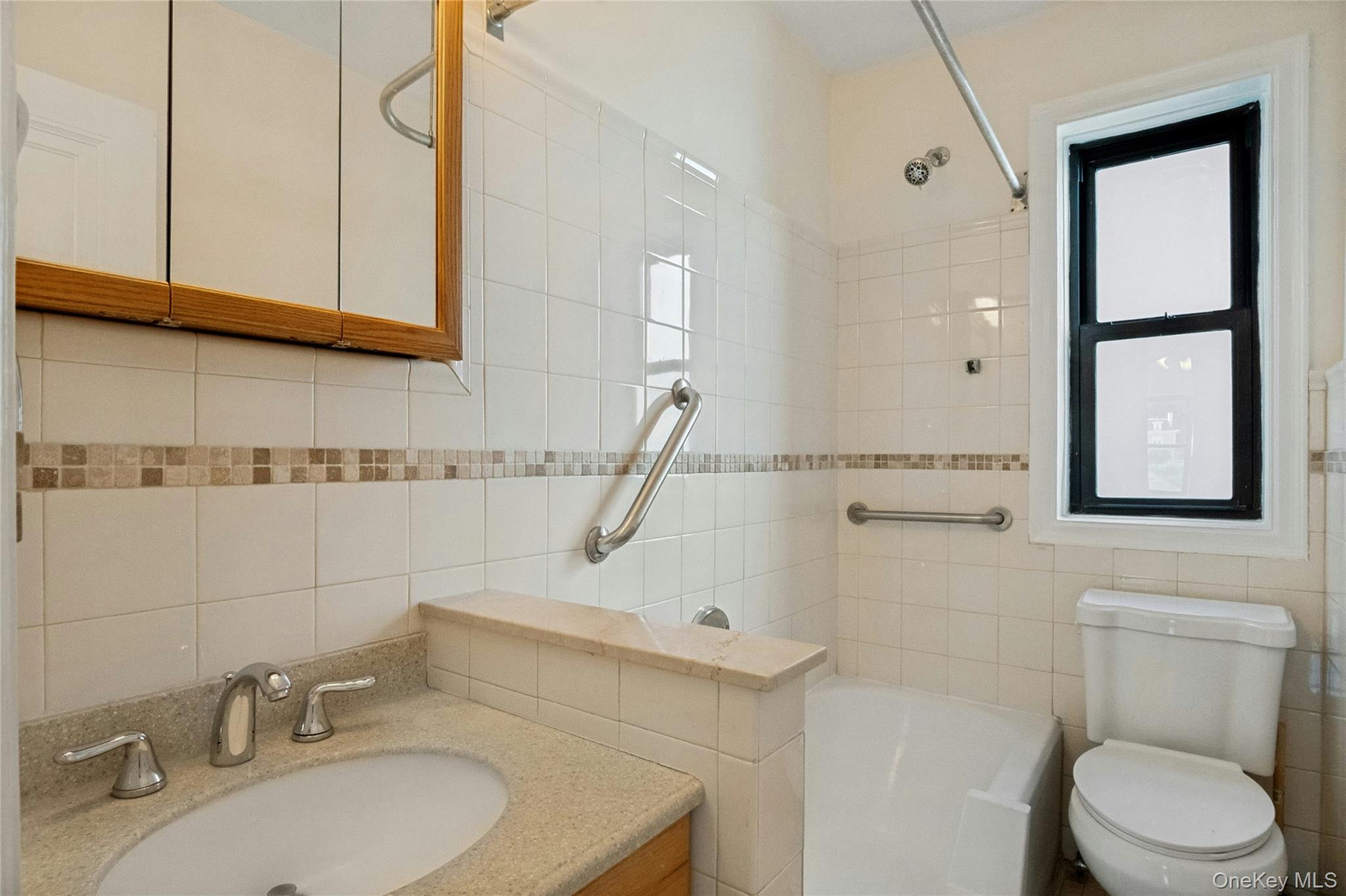 19 S Broadway, Unit 5 D photo 11