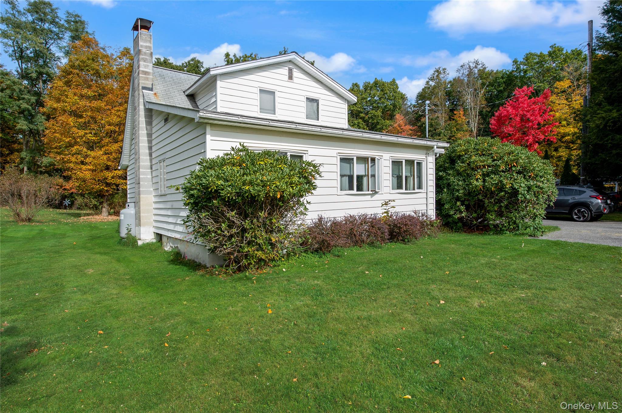 795 Burlingham Road – For Sale