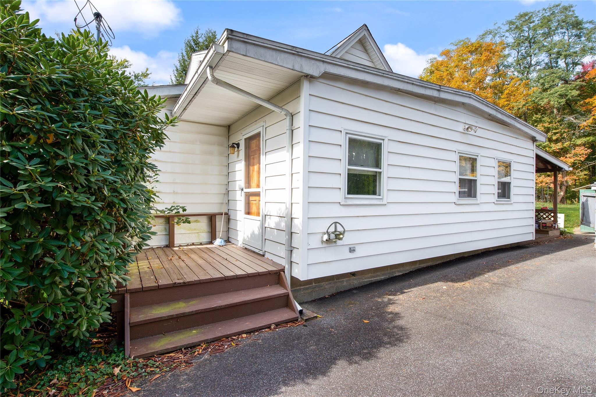 795 Burlingham Road – For Sale photo 5