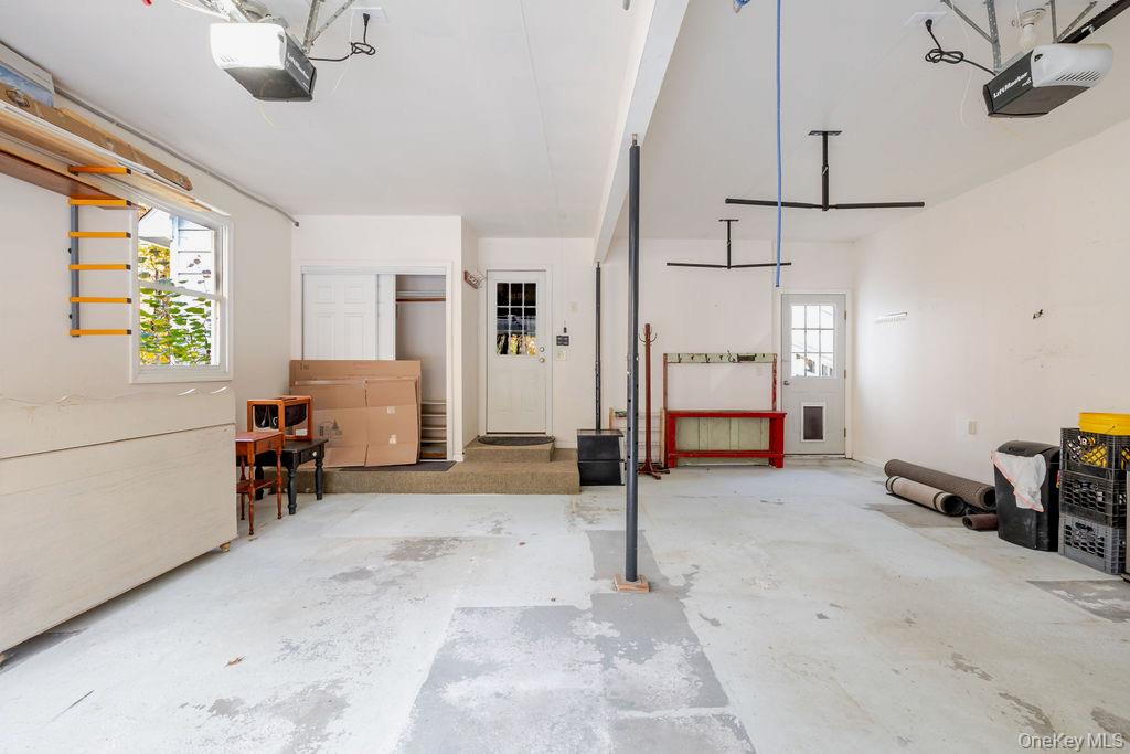 230 Middle Road – For Sale photo 23