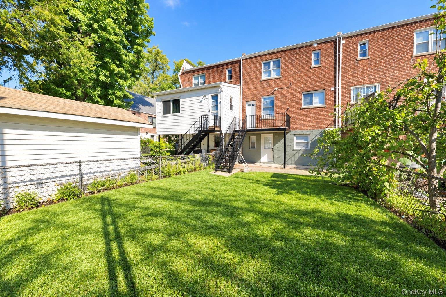 2427 Morgan Avenue – For Sale photo 45