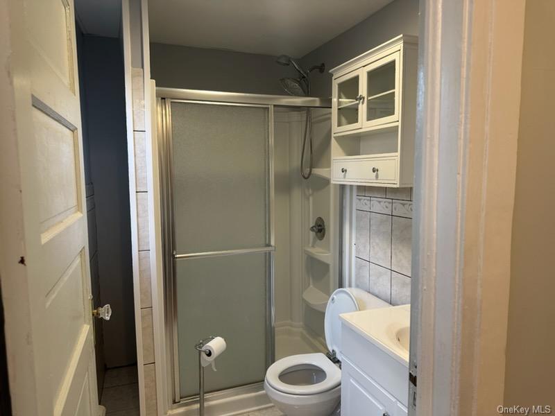 26 Frederick Avenue – For Rent photo 5
