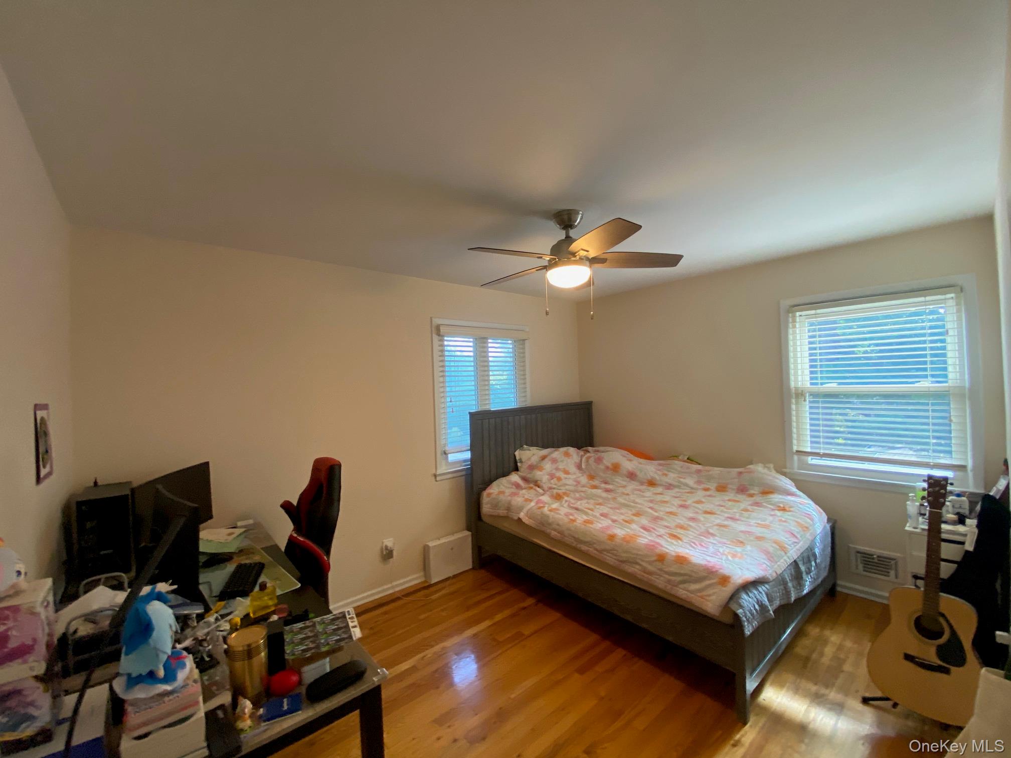 12 Russell Woods Road – For Sale photo 16
