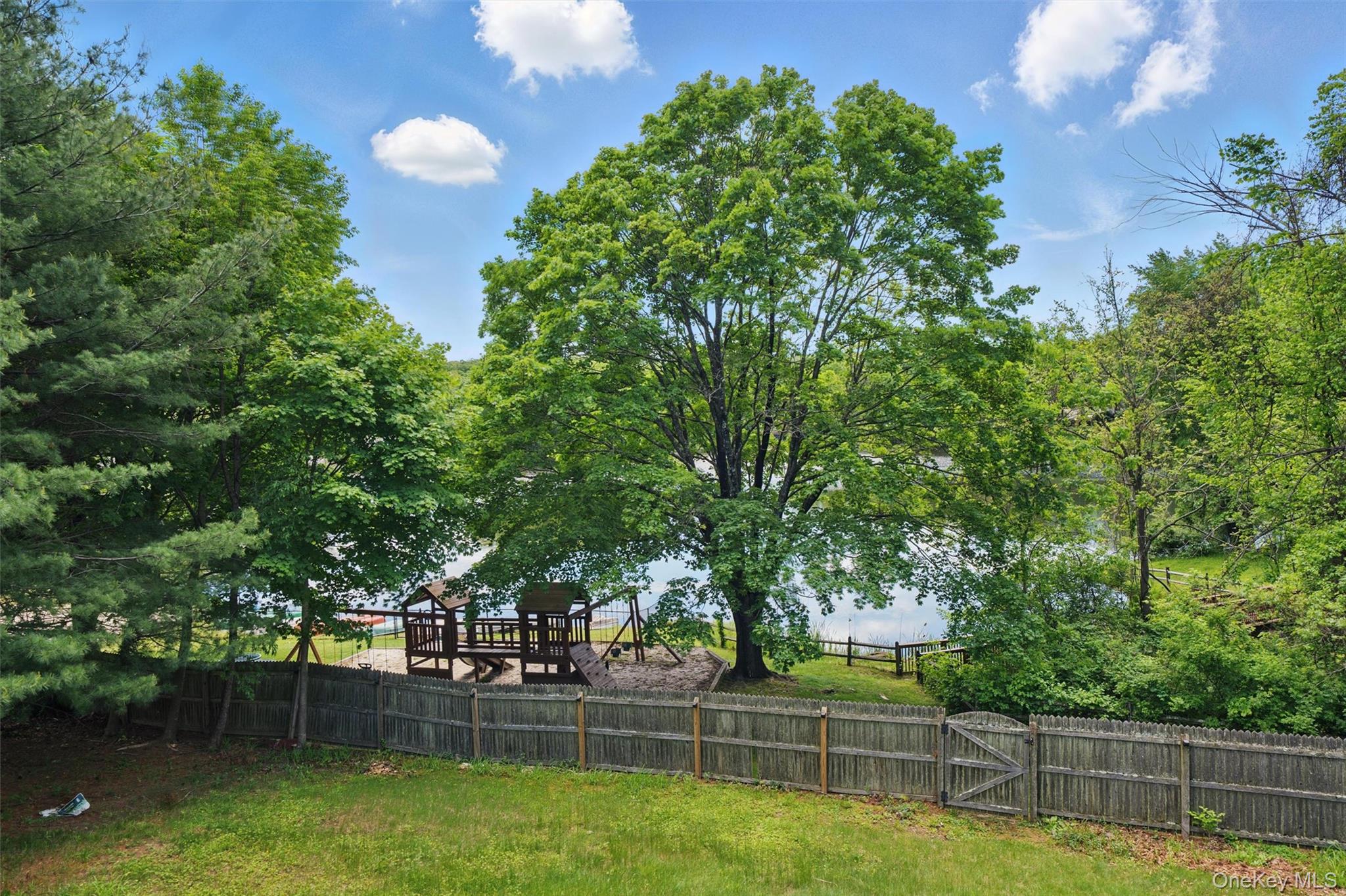 8 Clinton Court – For Sale photo 41