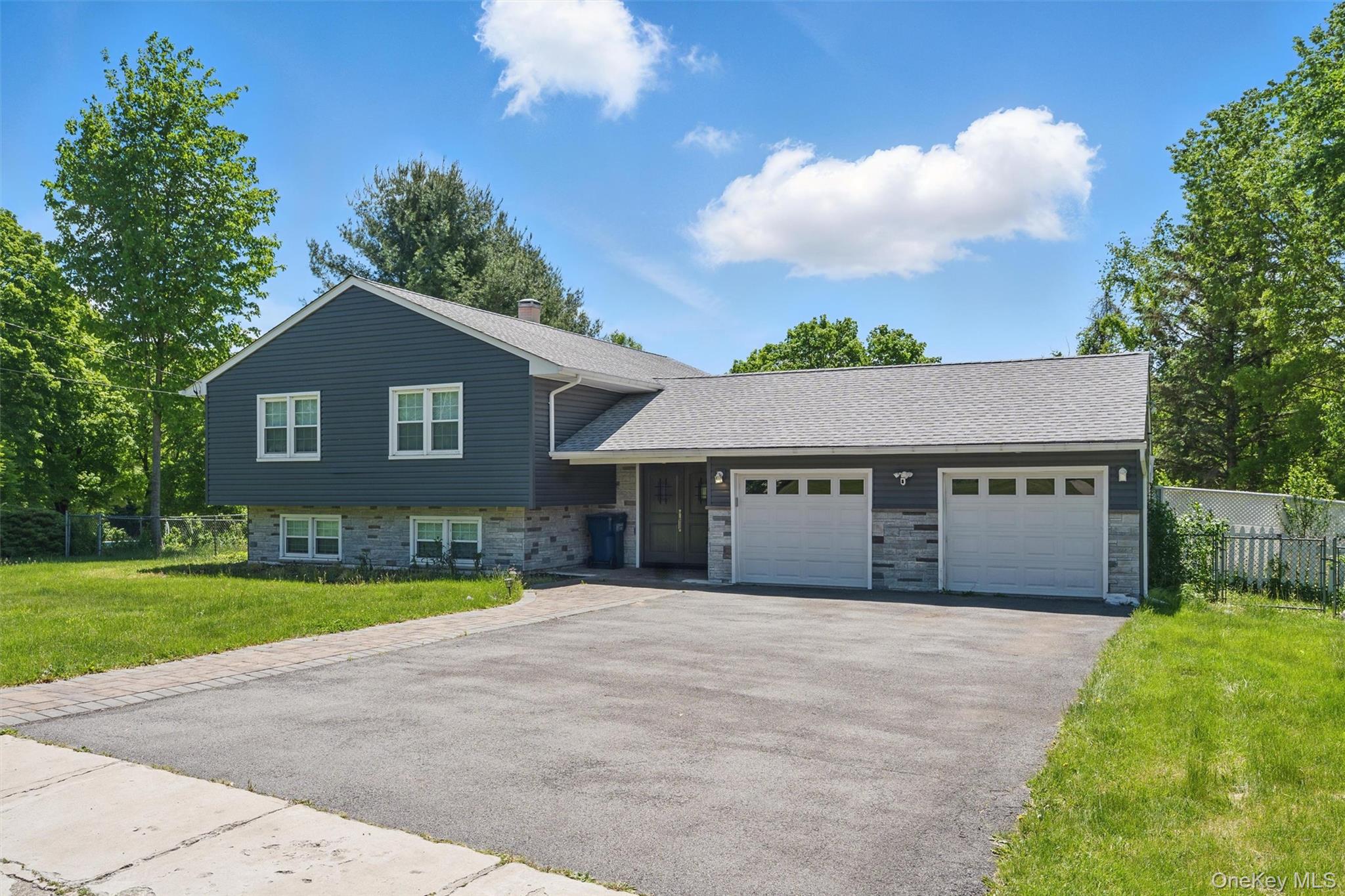 8 Clinton Court – For Sale photo 4