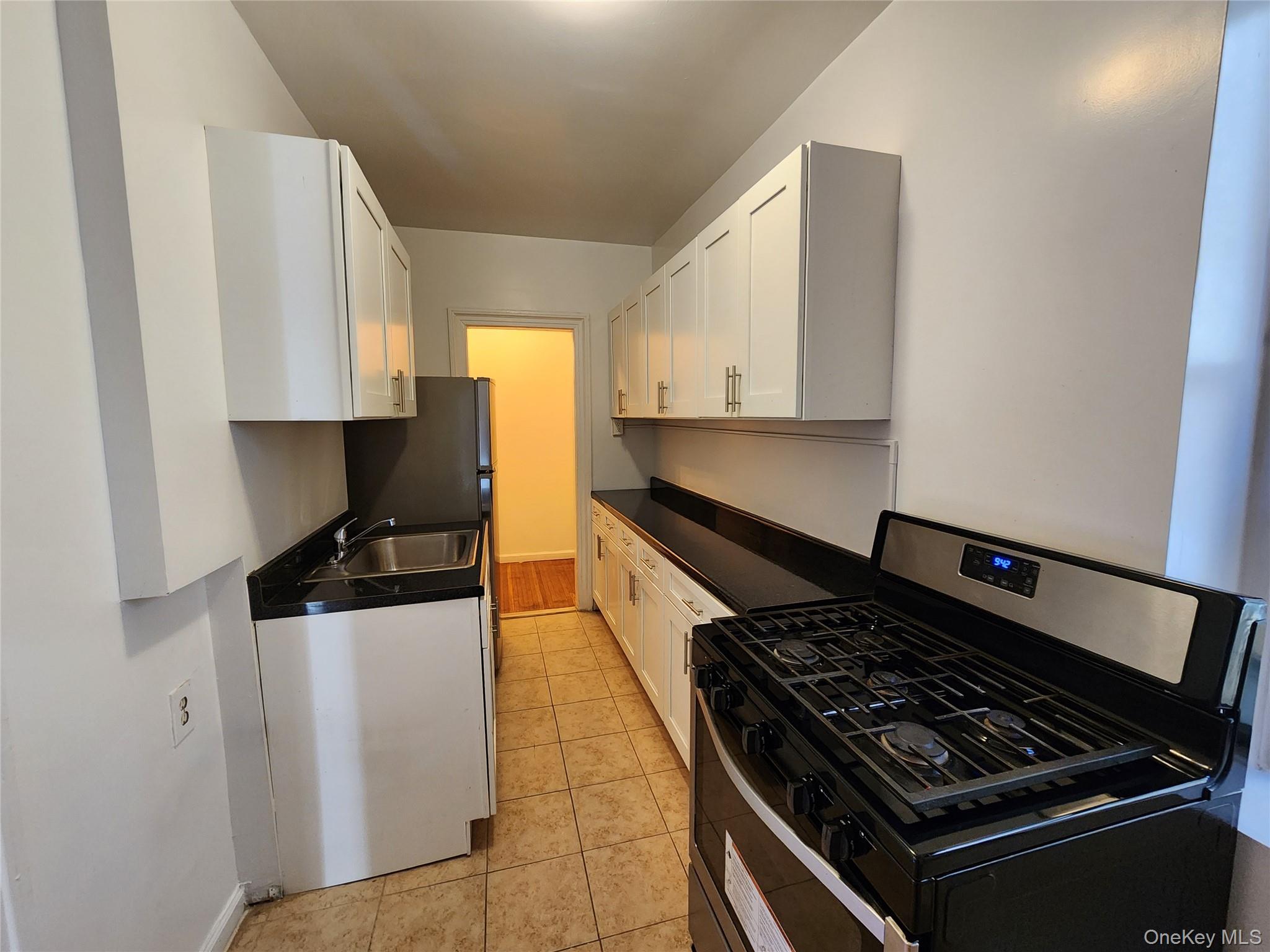77-20 Austin Street, Unit 1G photo 5