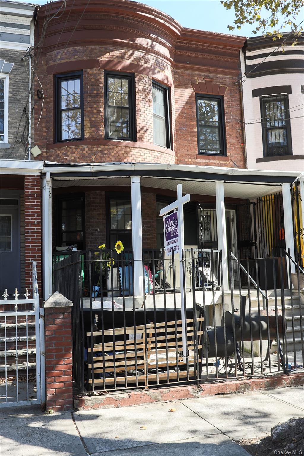 659 Georgia Avenue – For Sale