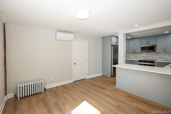 40 The Place – For Rent photo 7