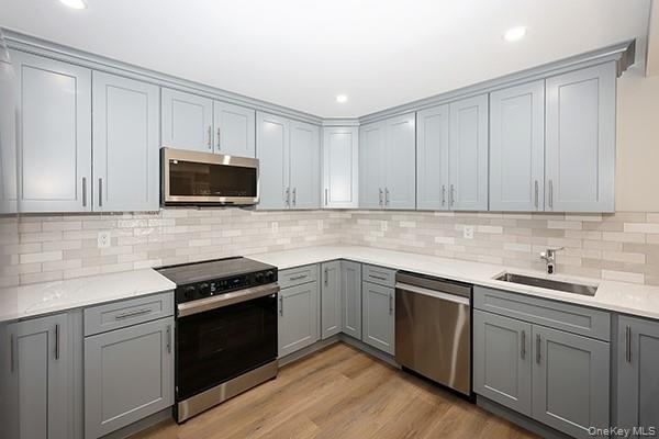 40 The Place – For Rent photo 13