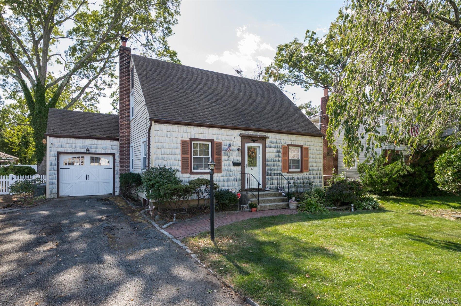42 Sherman Avenue – For Sale