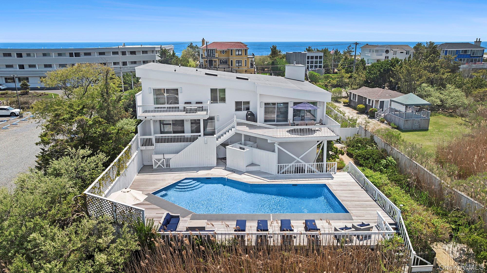 588 Dune Road – For Rent photo 19