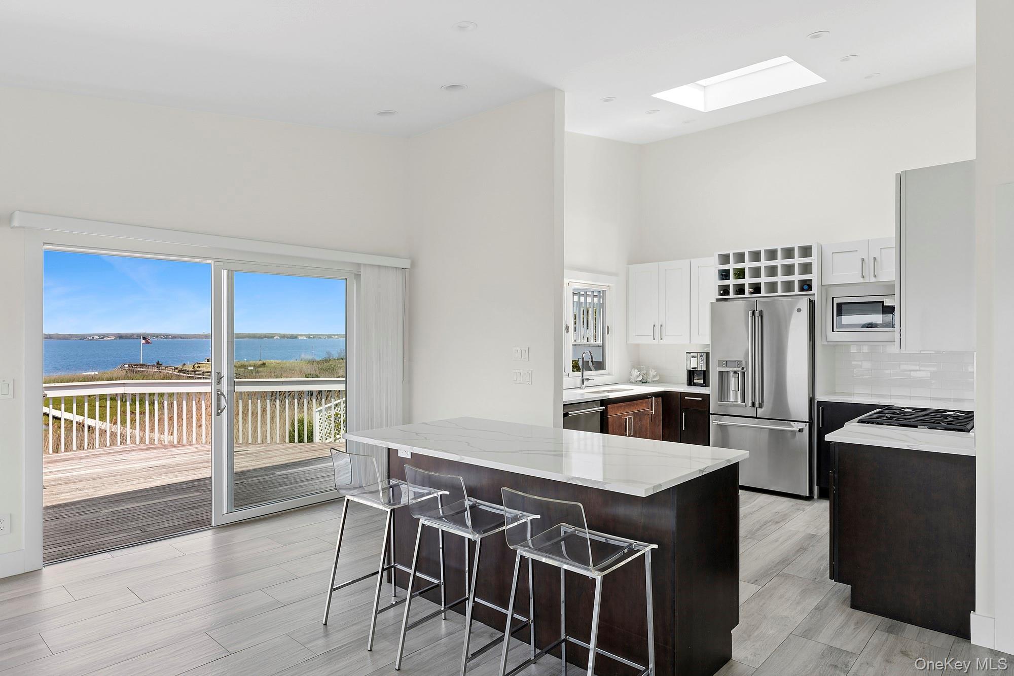 588 Dune Road – For Rent photo 4
