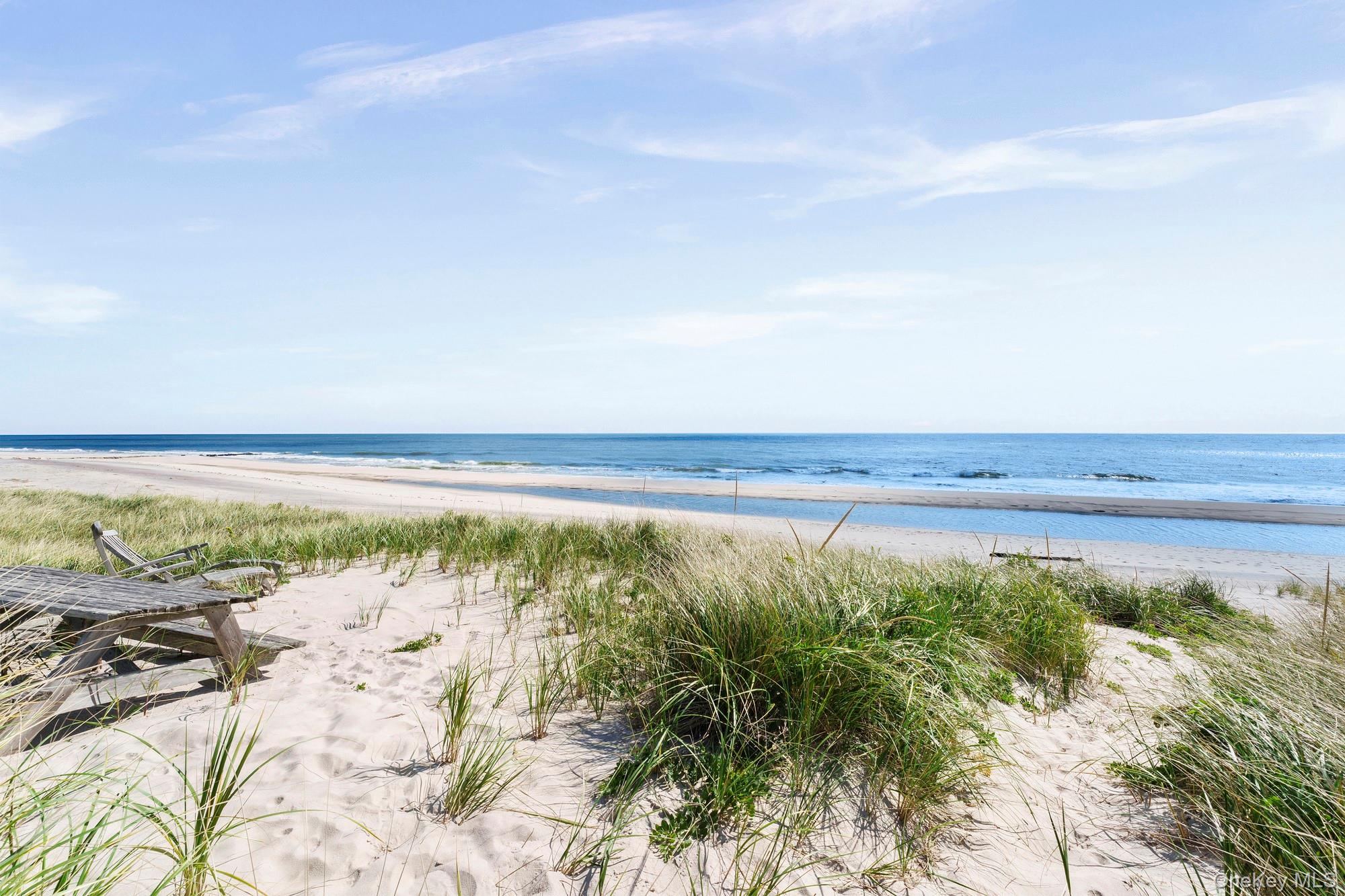 588 Dune Road – For Rent photo 24