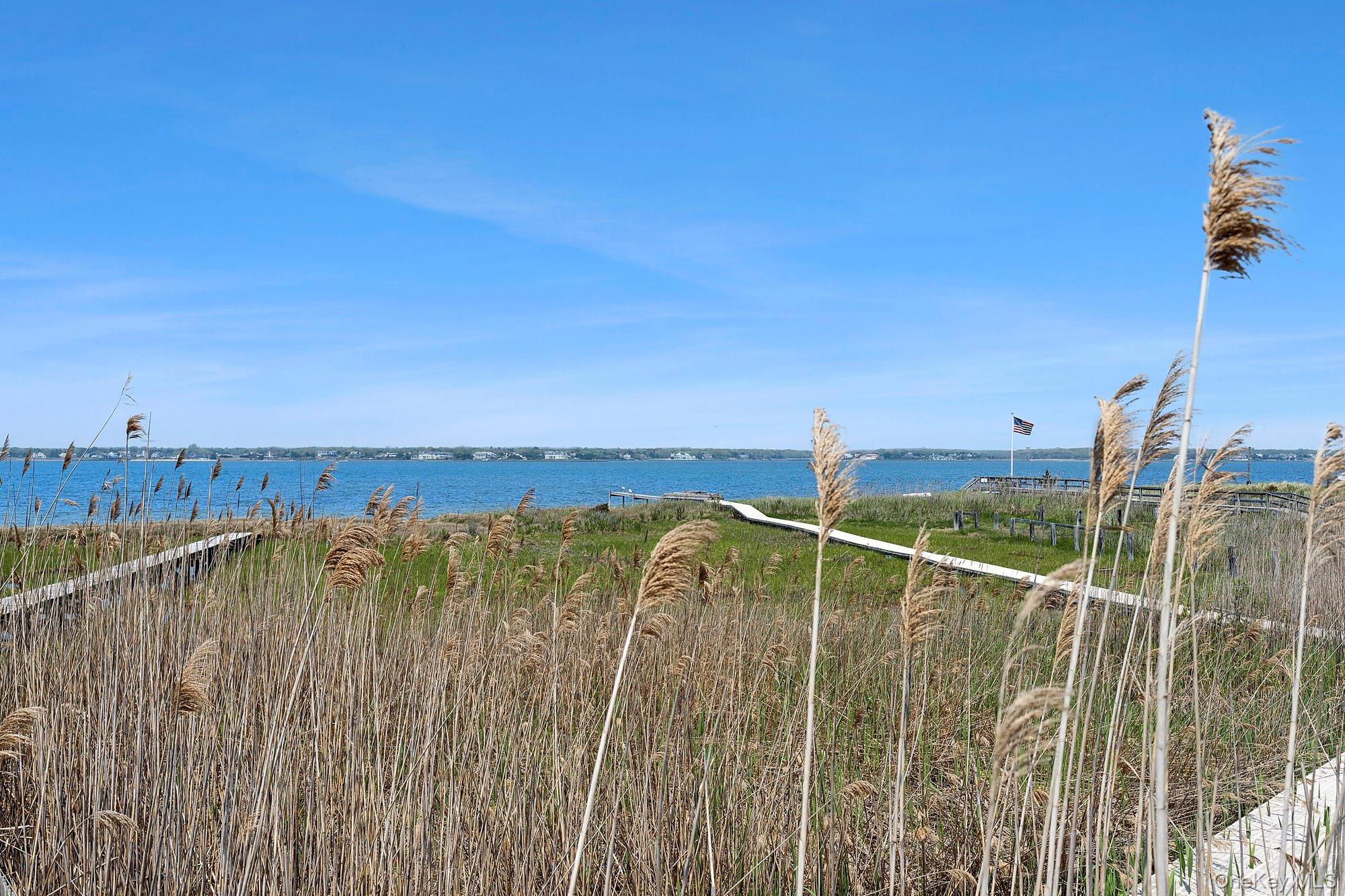 588 Dune Road – For Rent photo 15