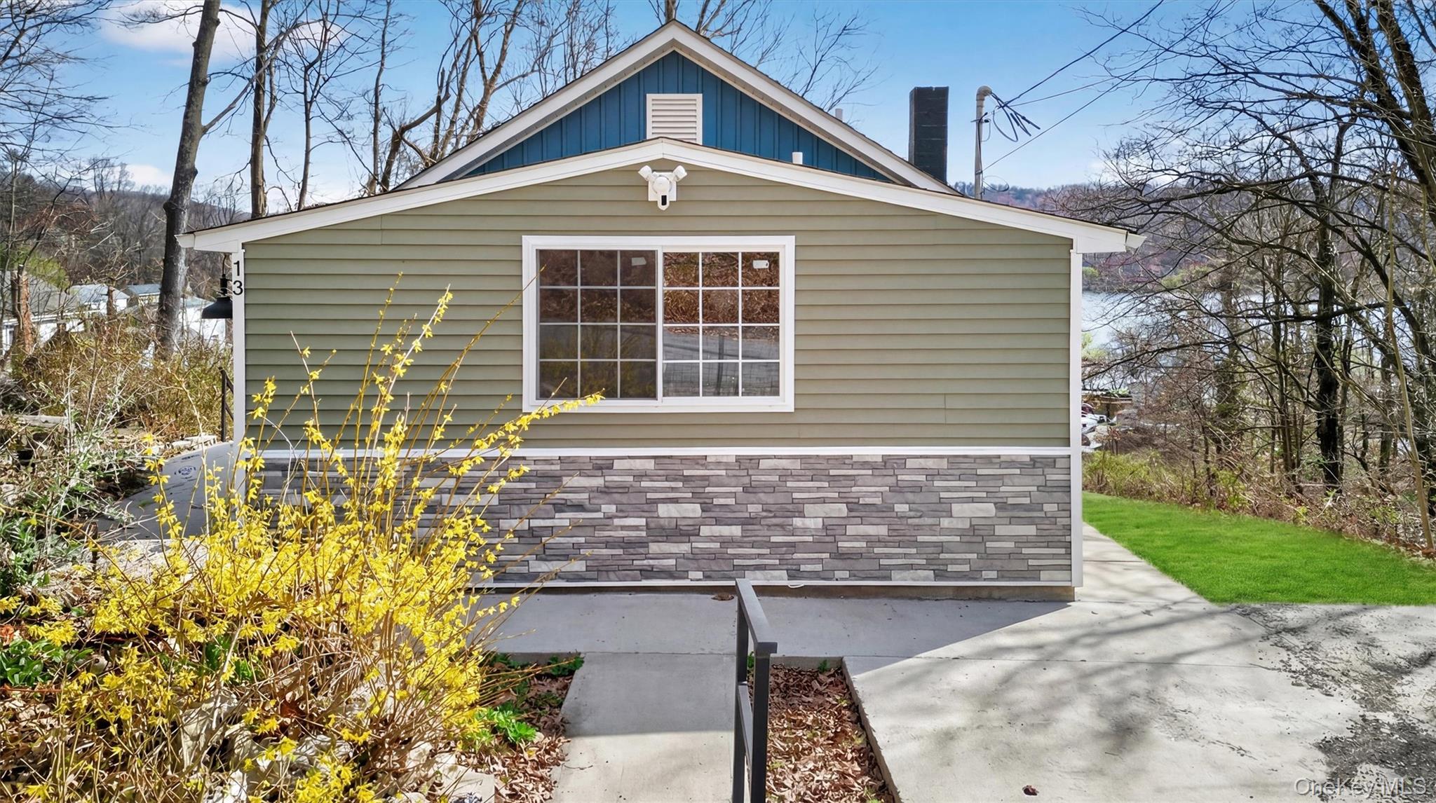 13 Ripley Road – For Sale photo 36