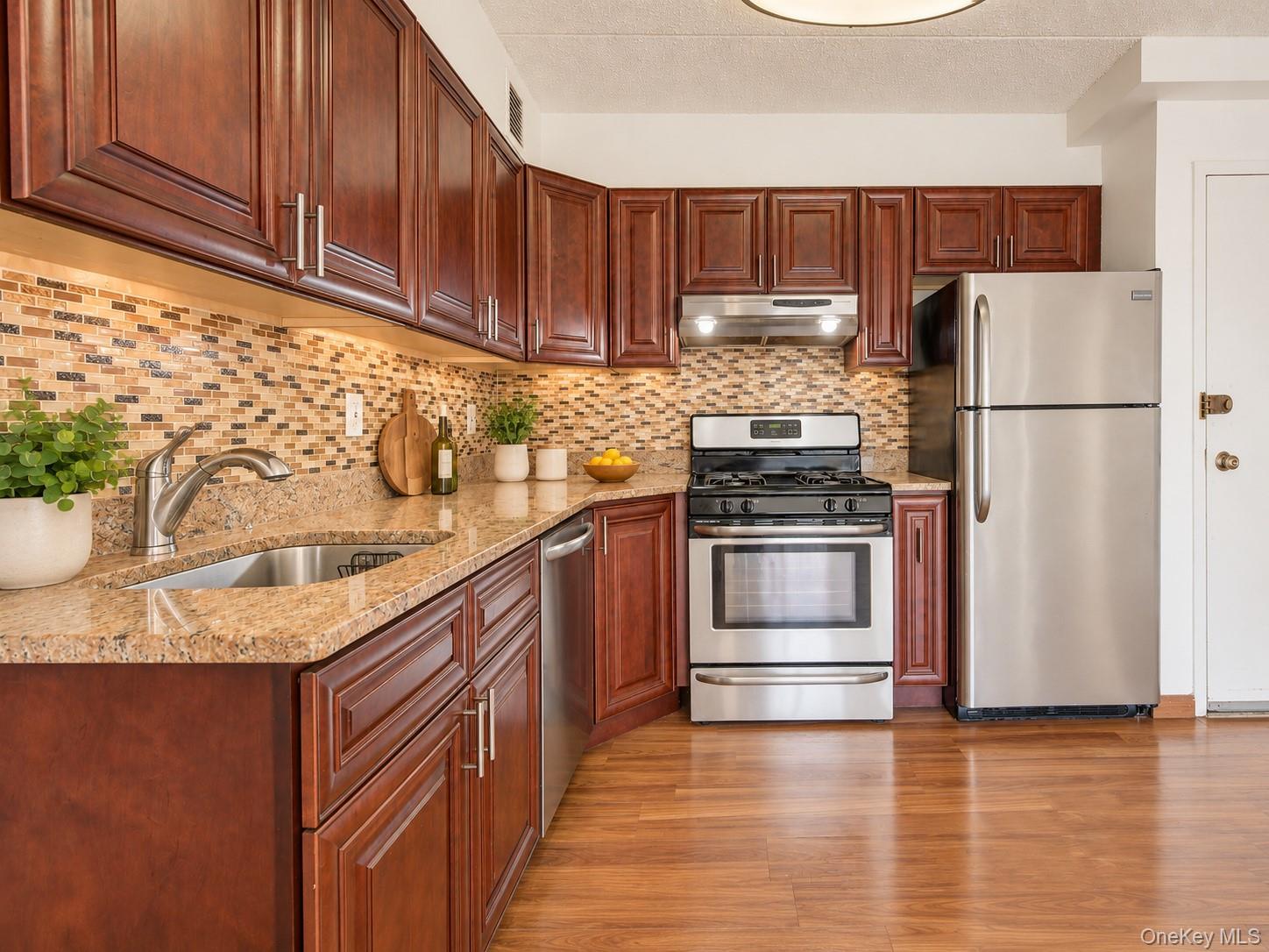 76-01 113th Street, Unit 6/D photo 6