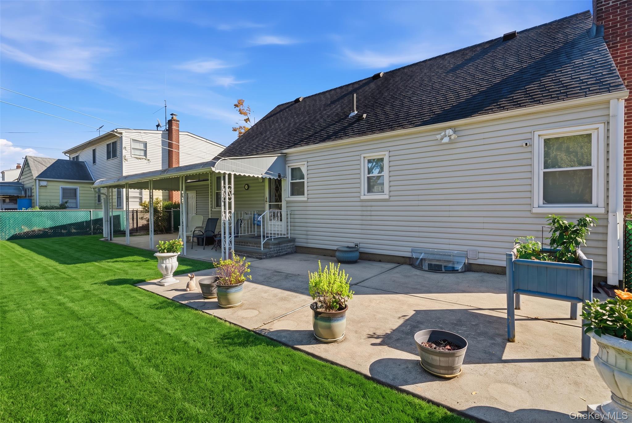 305 W Nicholai Street – For Sale photo 27