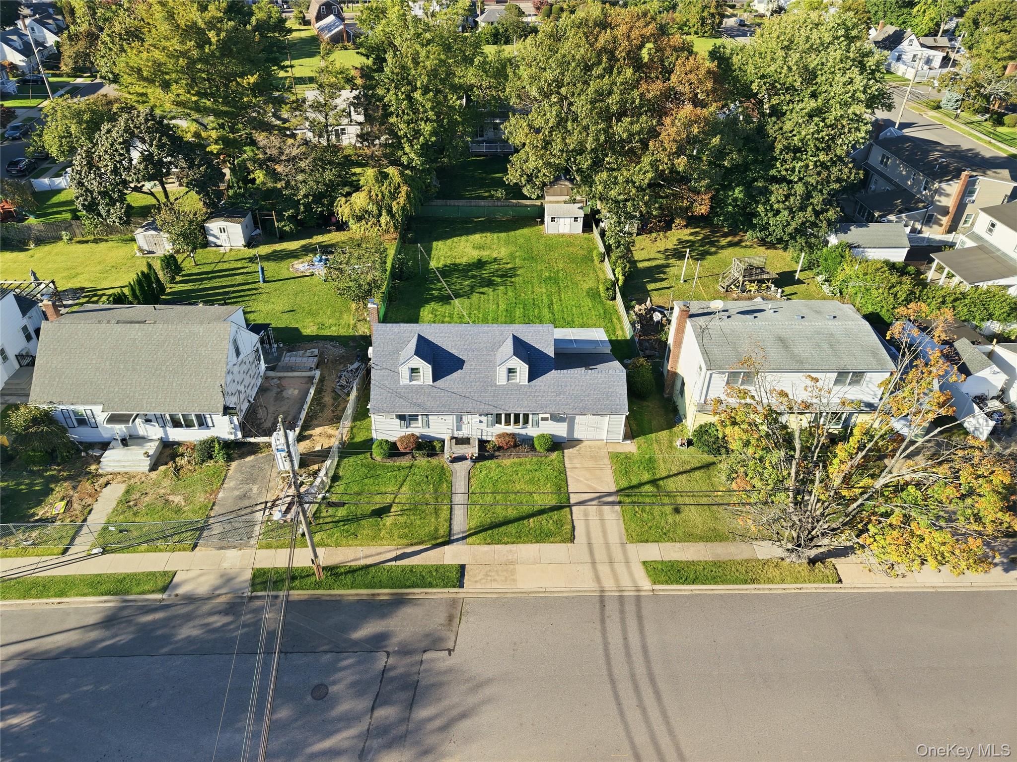 305 W Nicholai Street – For Sale photo 33
