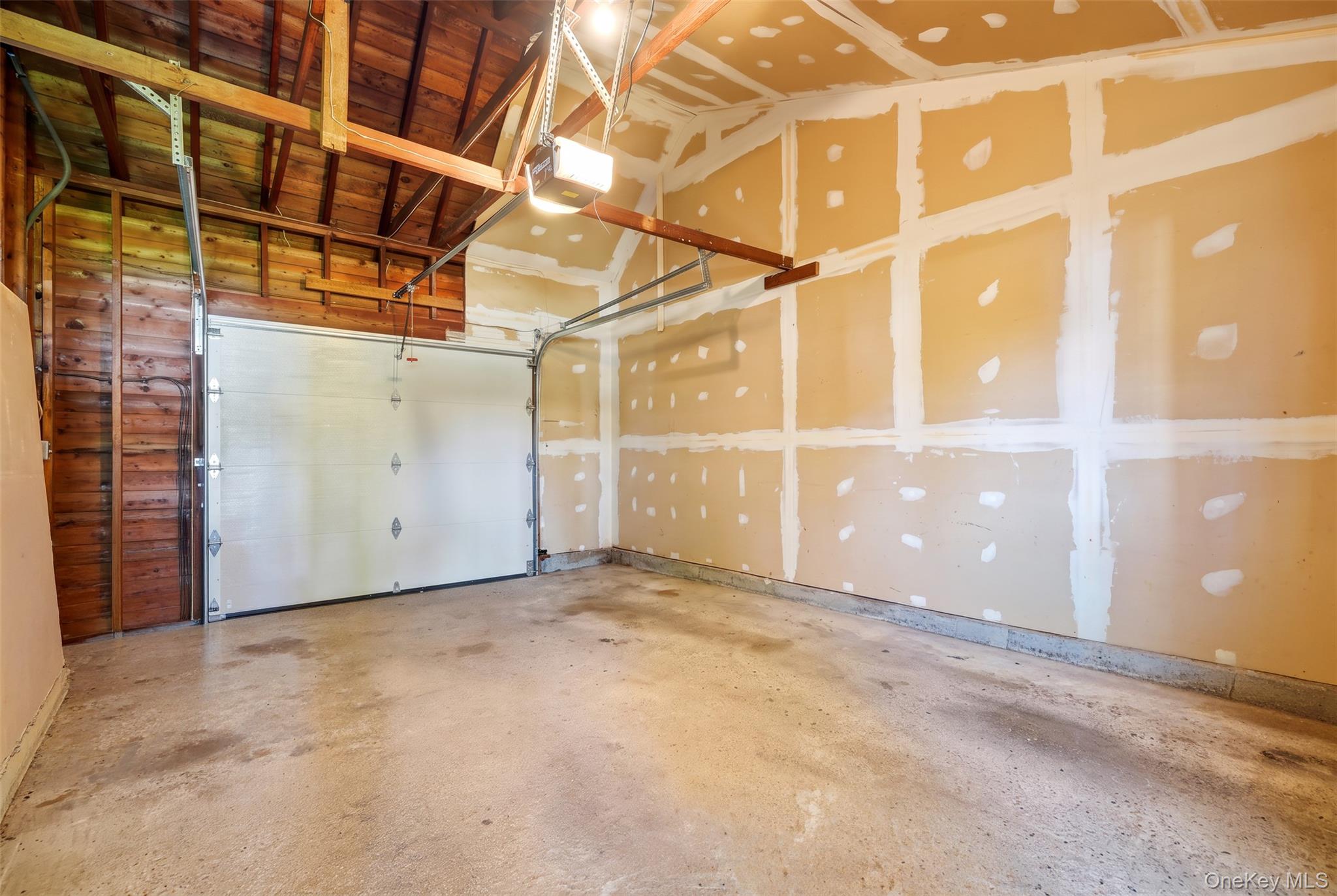 305 W Nicholai Street – For Sale photo 26