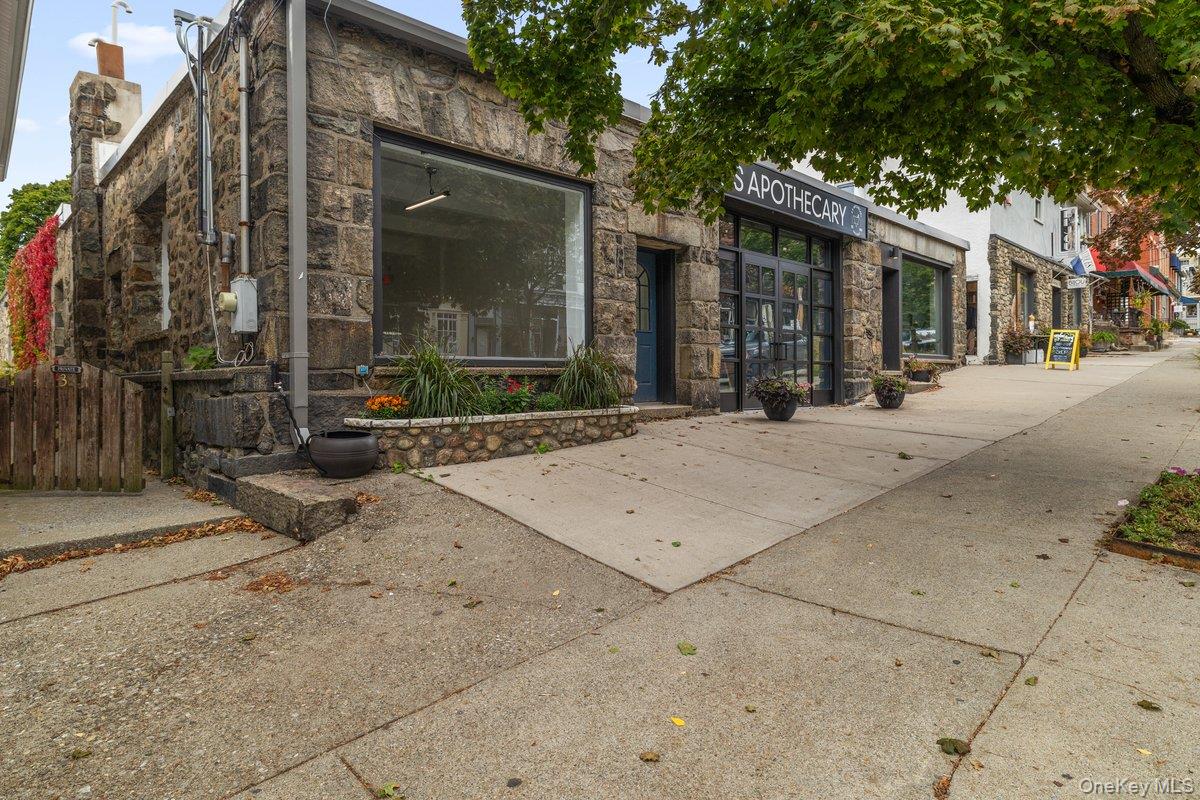 40 Main Street – For Rent