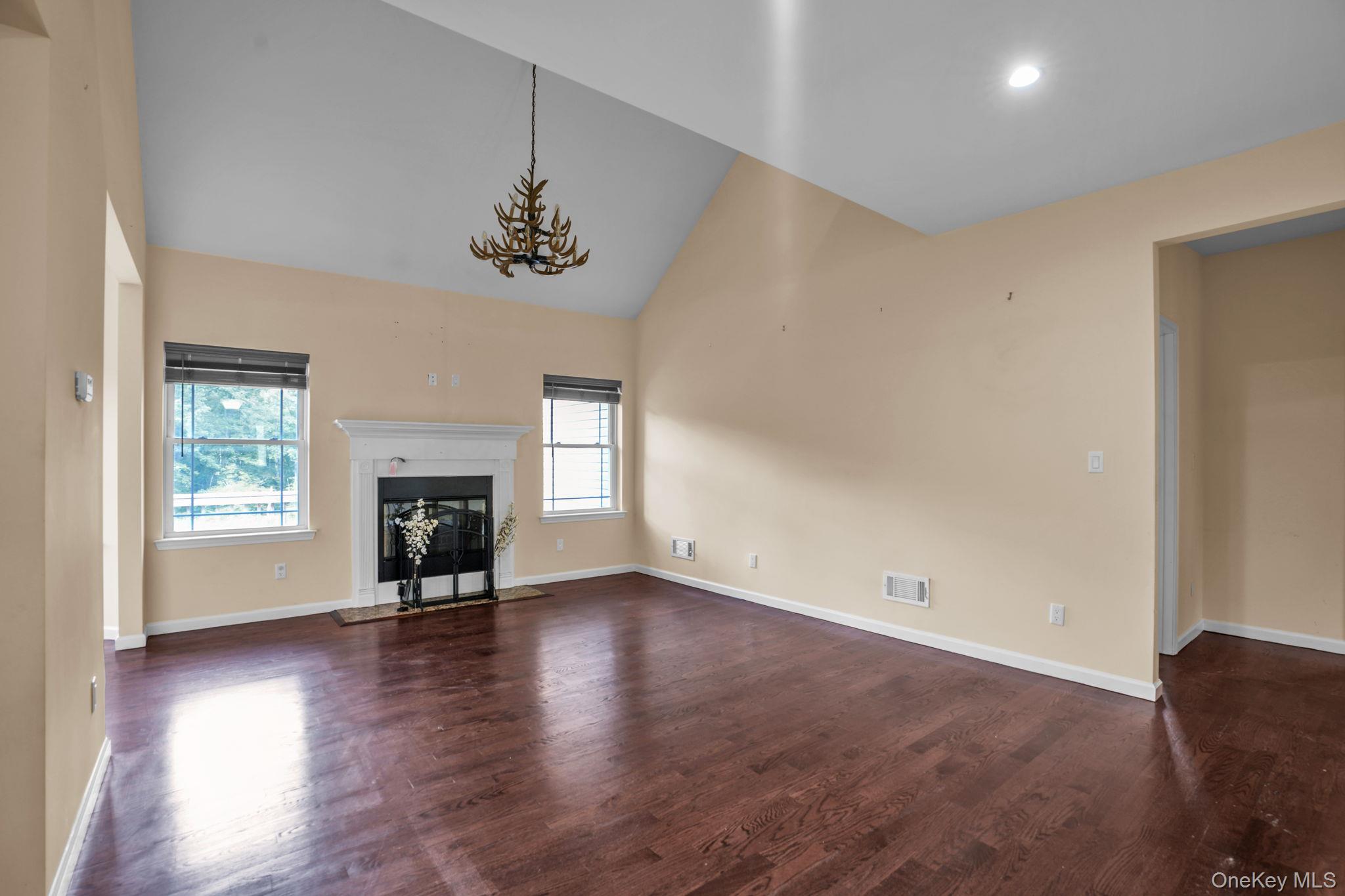 53 Highland View Place – For Sale photo 5