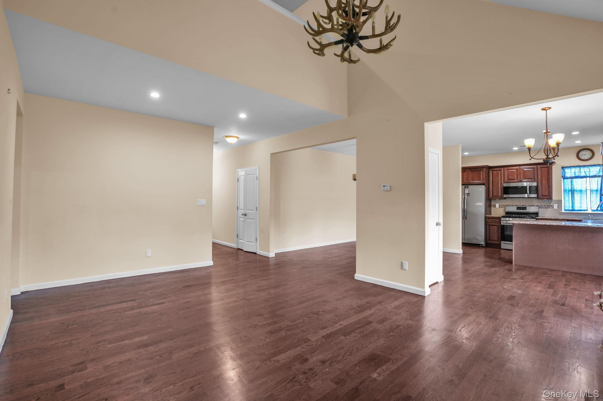 53 Highland View Place – For Sale photo 4