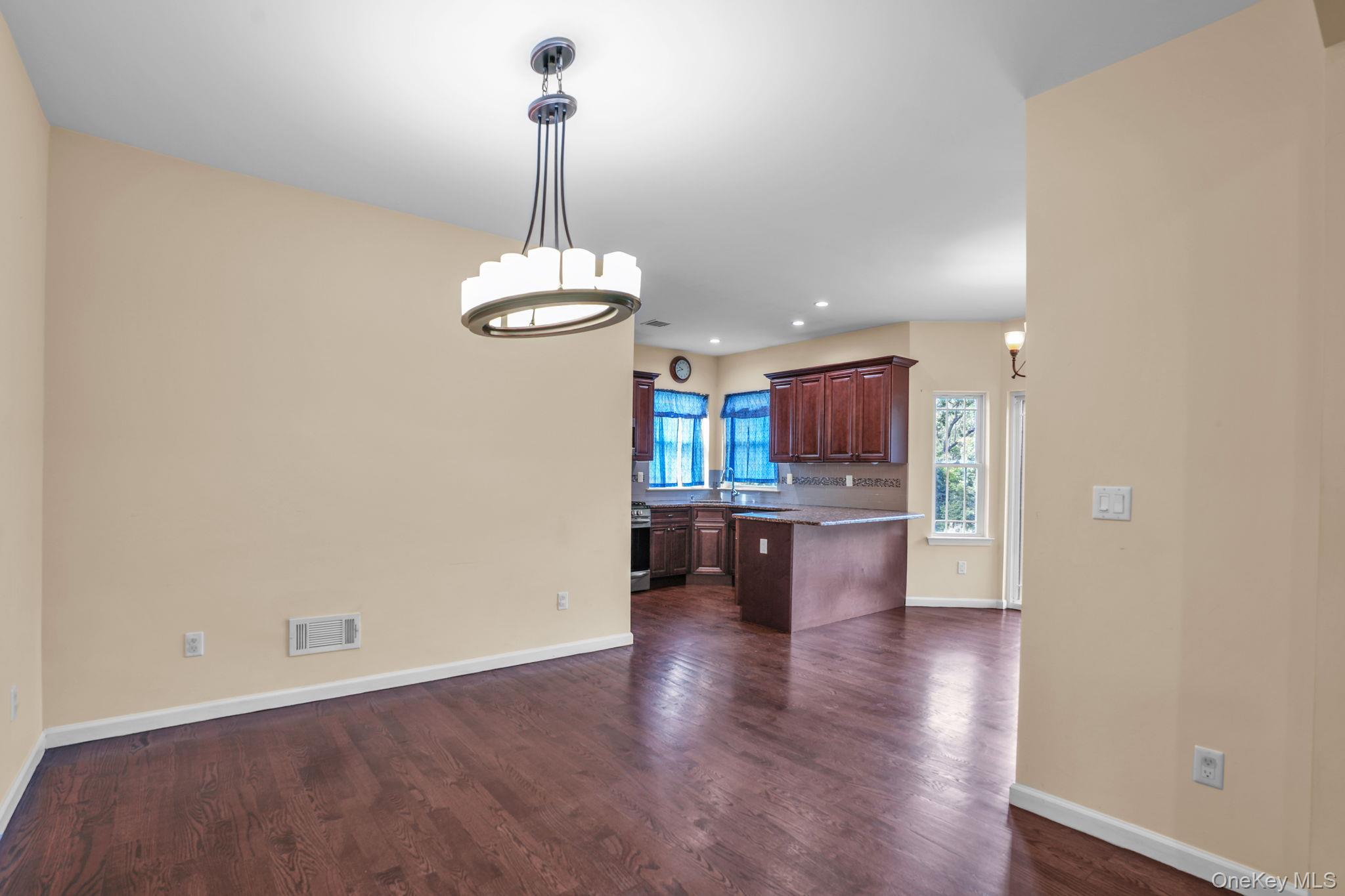 53 Highland View Place – For Sale photo 13