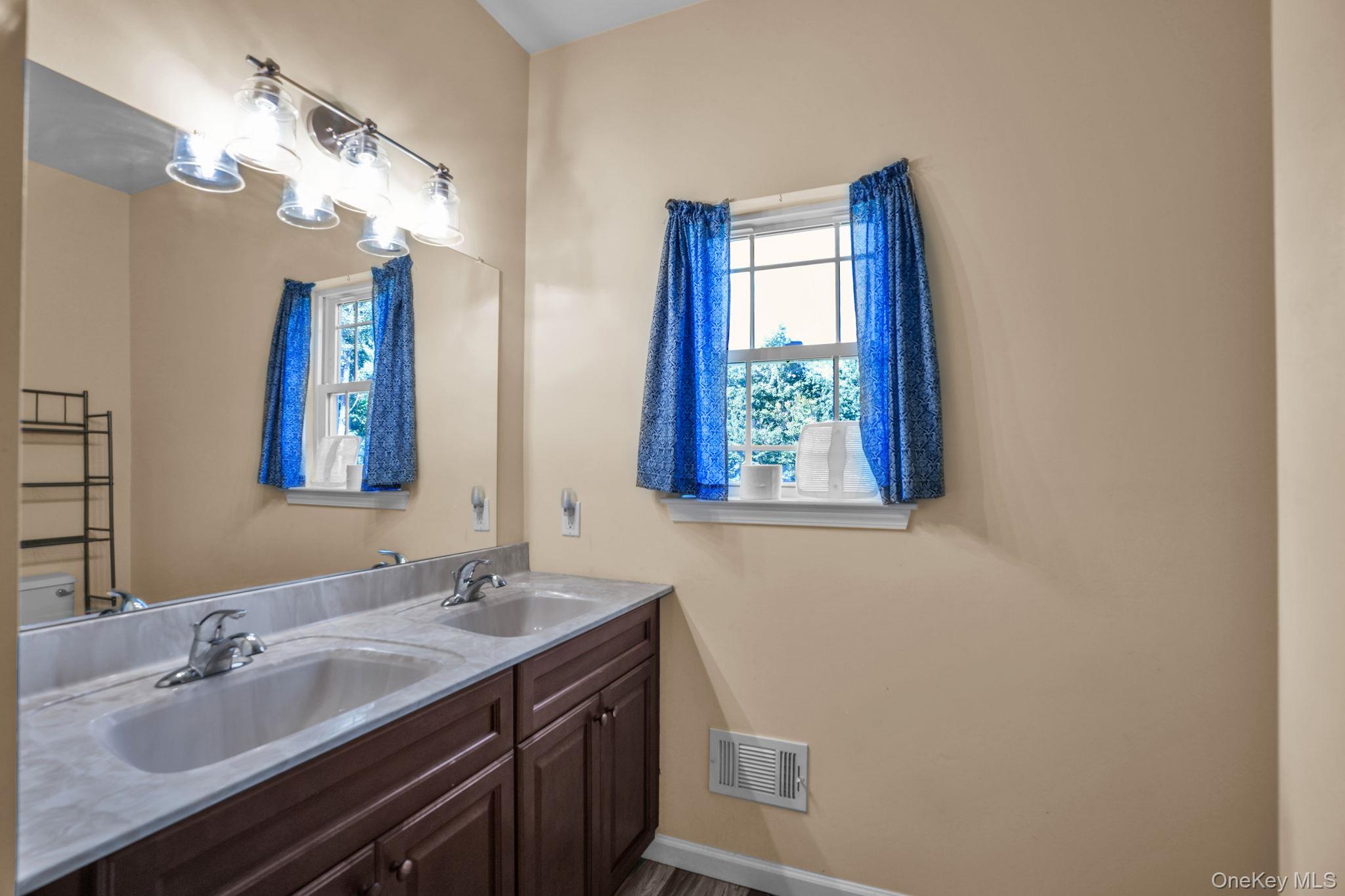 53 Highland View Place – For Sale photo 45