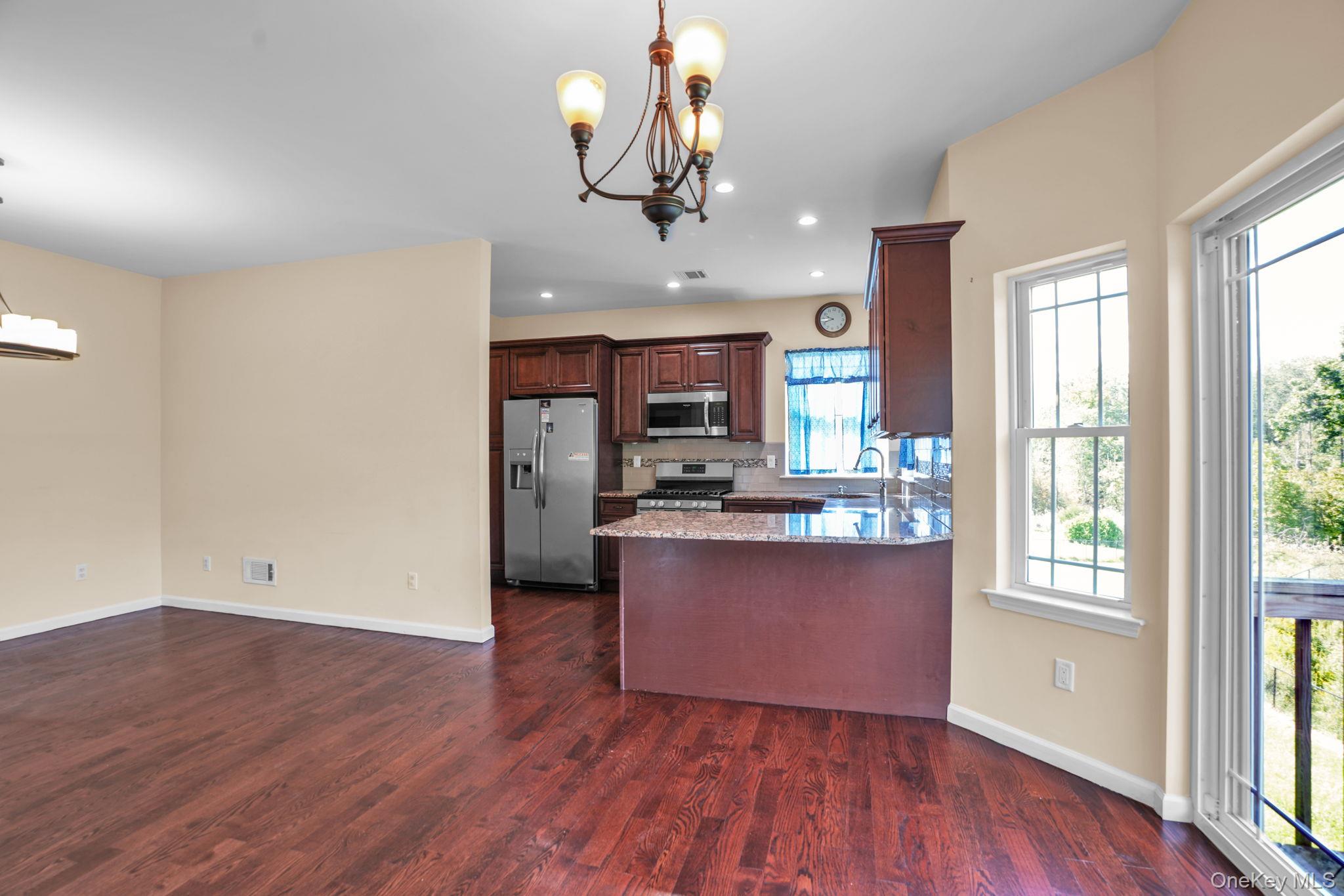 53 Highland View Place – For Sale photo 7