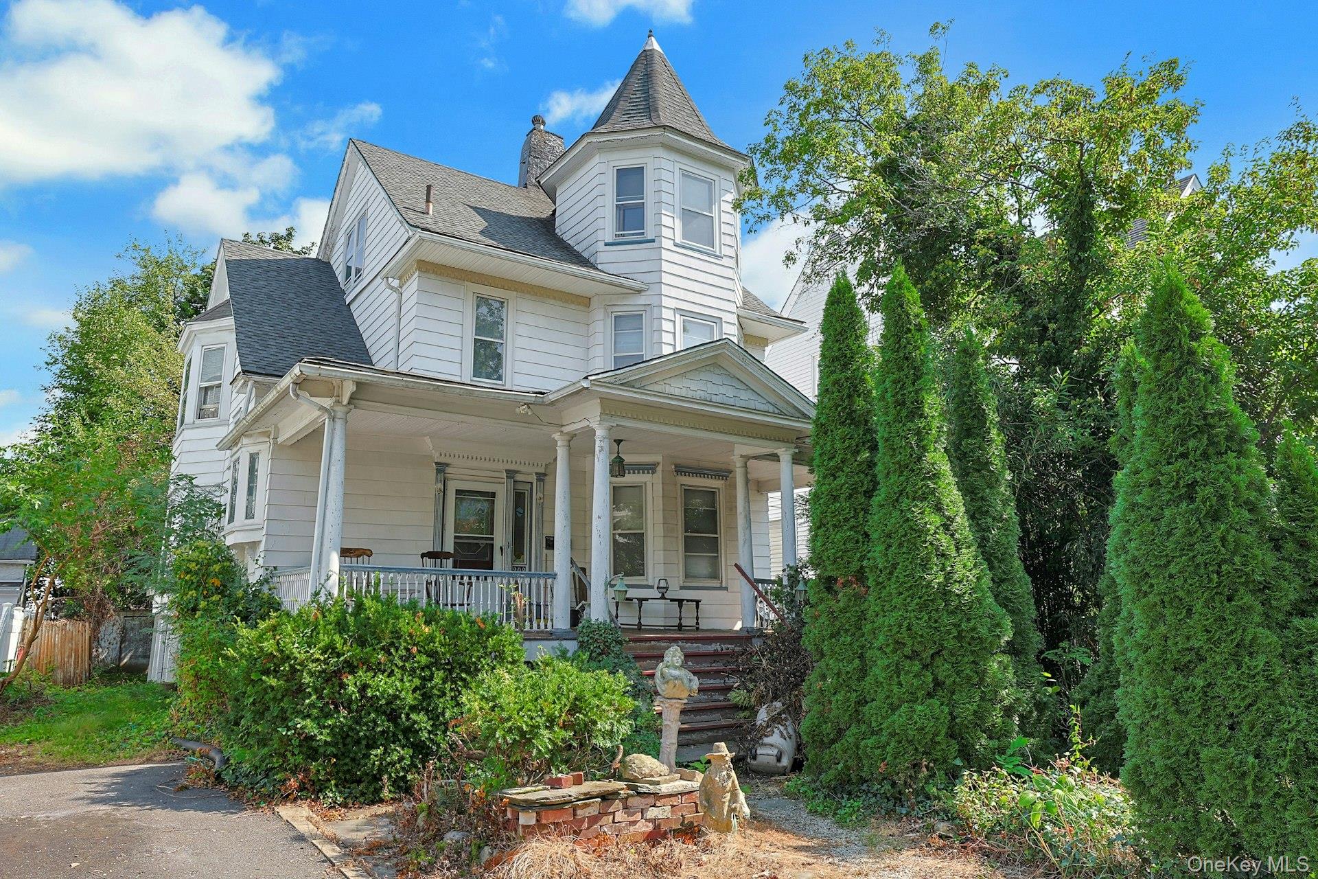 202 Woodland Avenue – For Sale