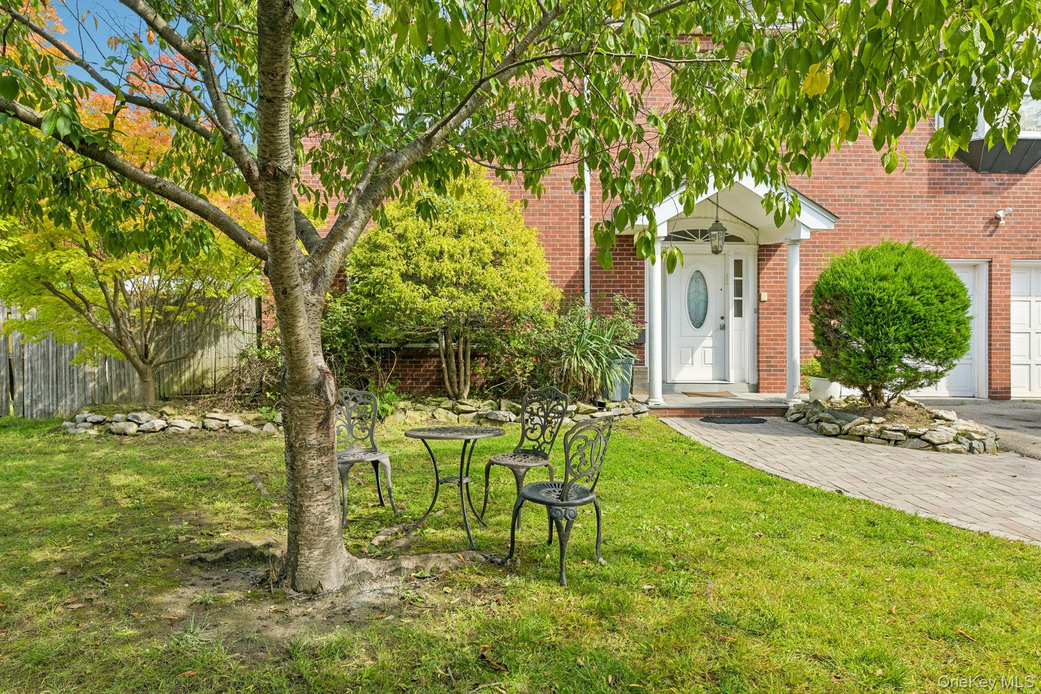708 Park Lane – For Sale photo 5