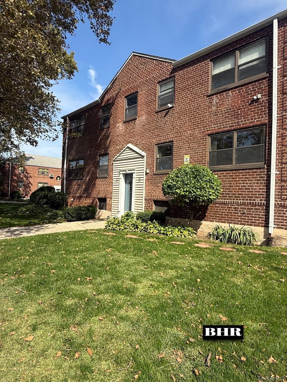 150-37 89th Street, Unit 22 photo 2