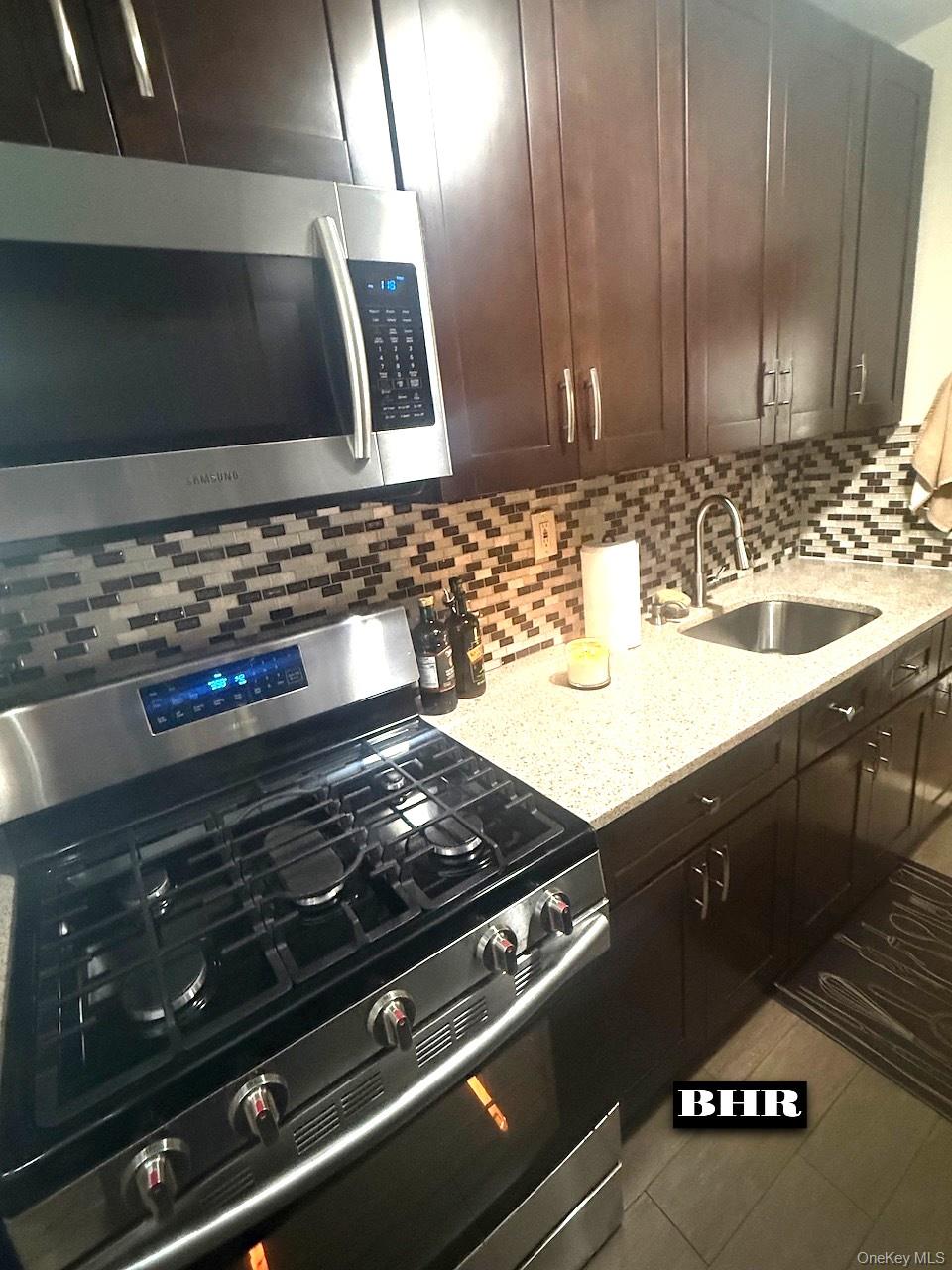150-37 89th Street, Unit 22 photo 4