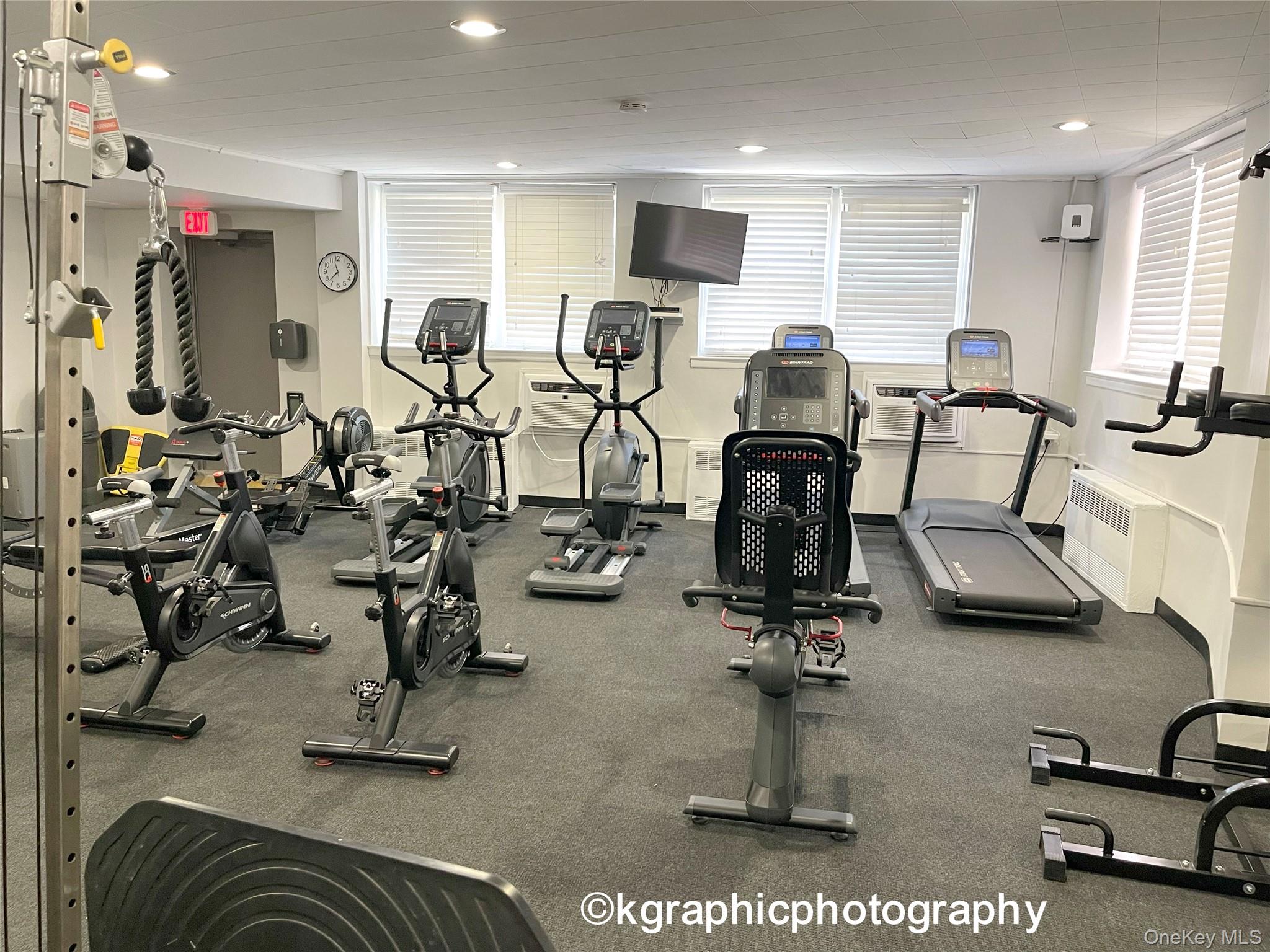 750 Shore Road, Unit 1H  2nd fl photo 24