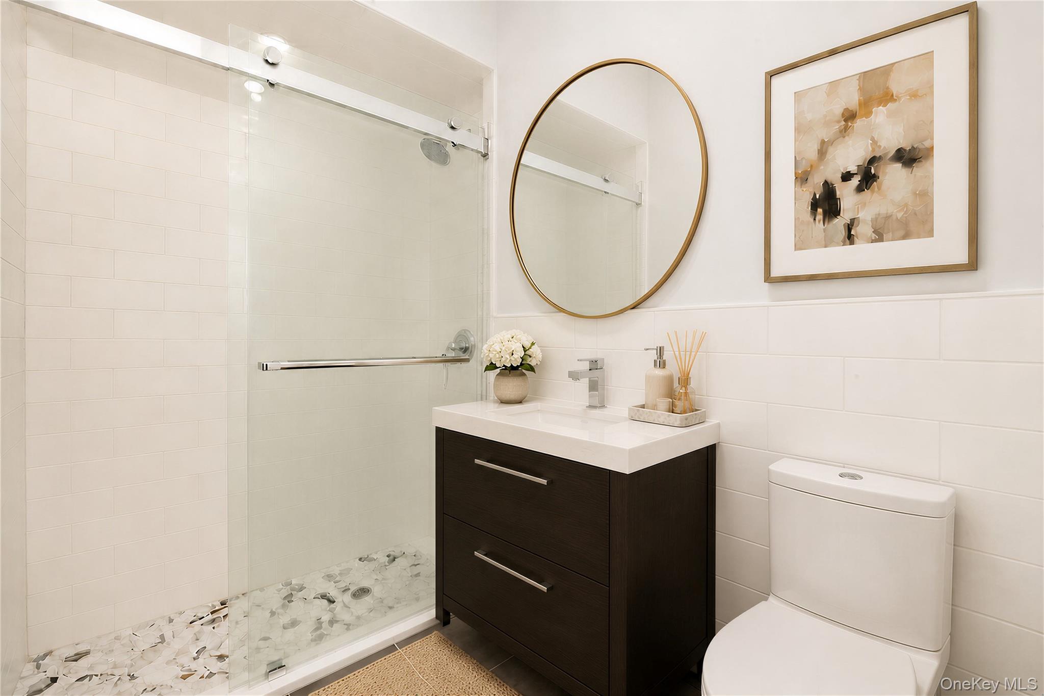 195 S MIDDLE NECK Road, Unit 1-F photo 6