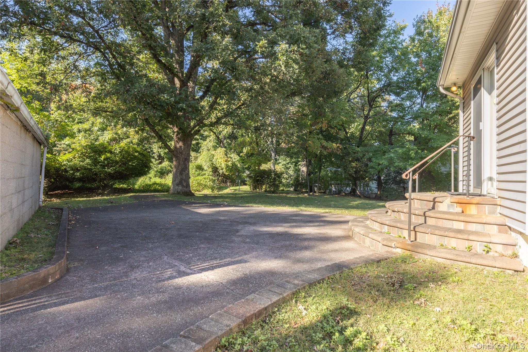 2 Whitman Road – For Sale photo 28