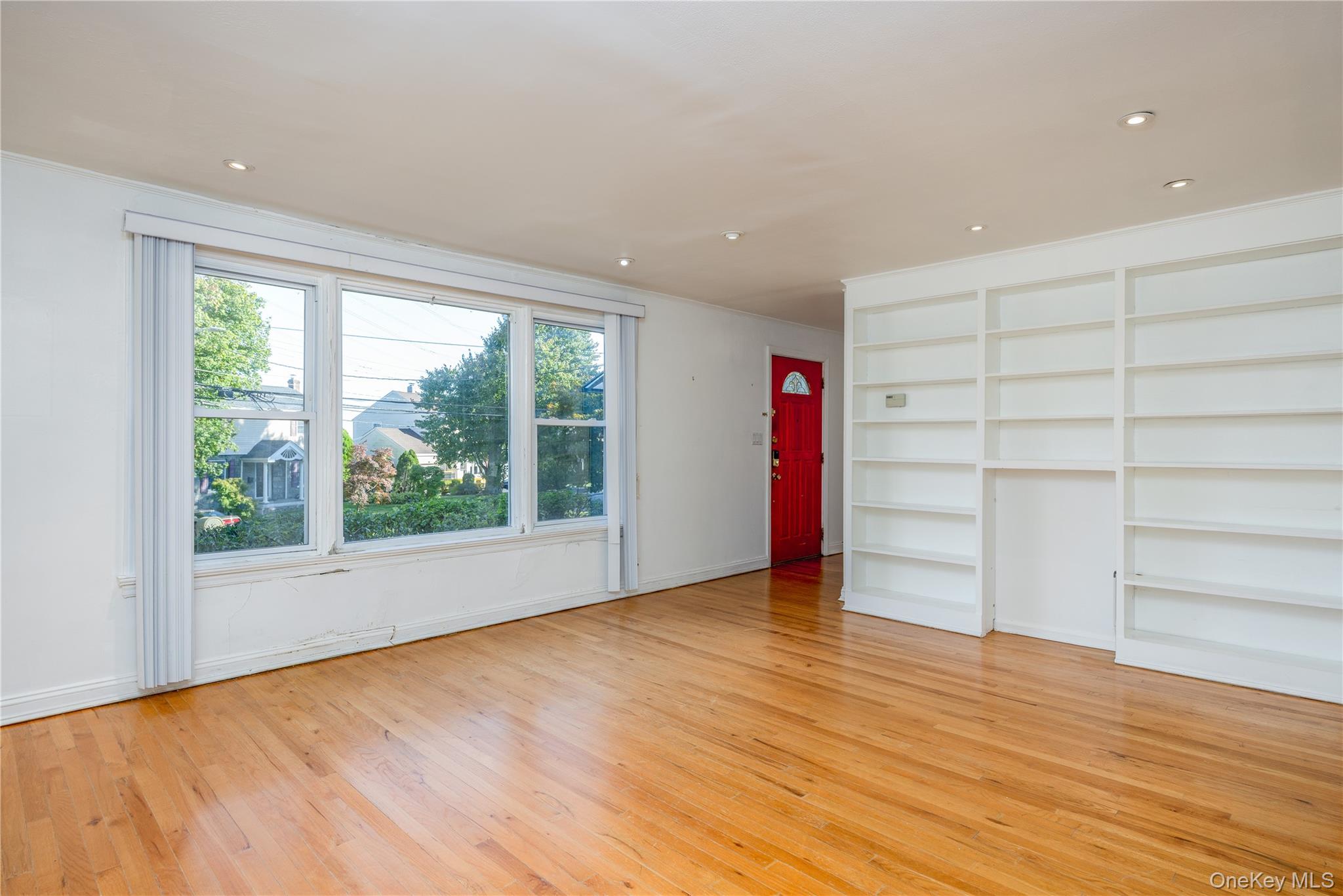 2 Whitman Road – For Sale photo 2