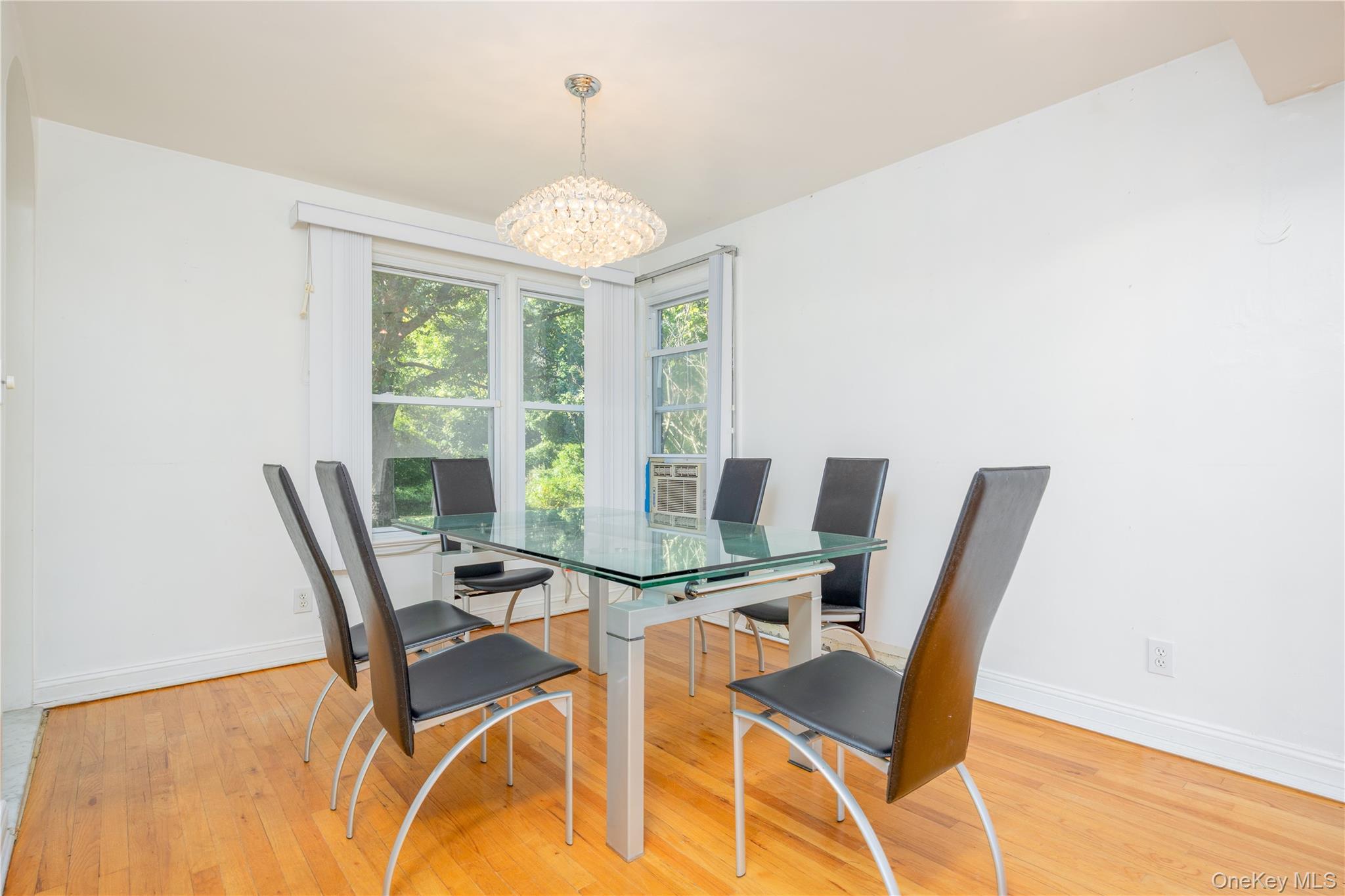 2 Whitman Road – For Sale photo 5