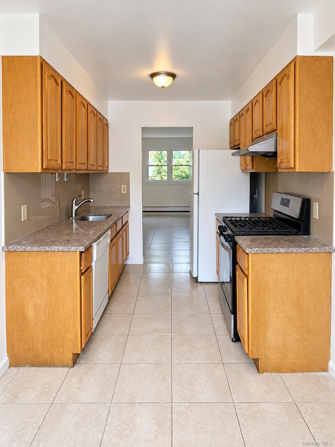 30 Chaucer Courts – For Rent photo 6