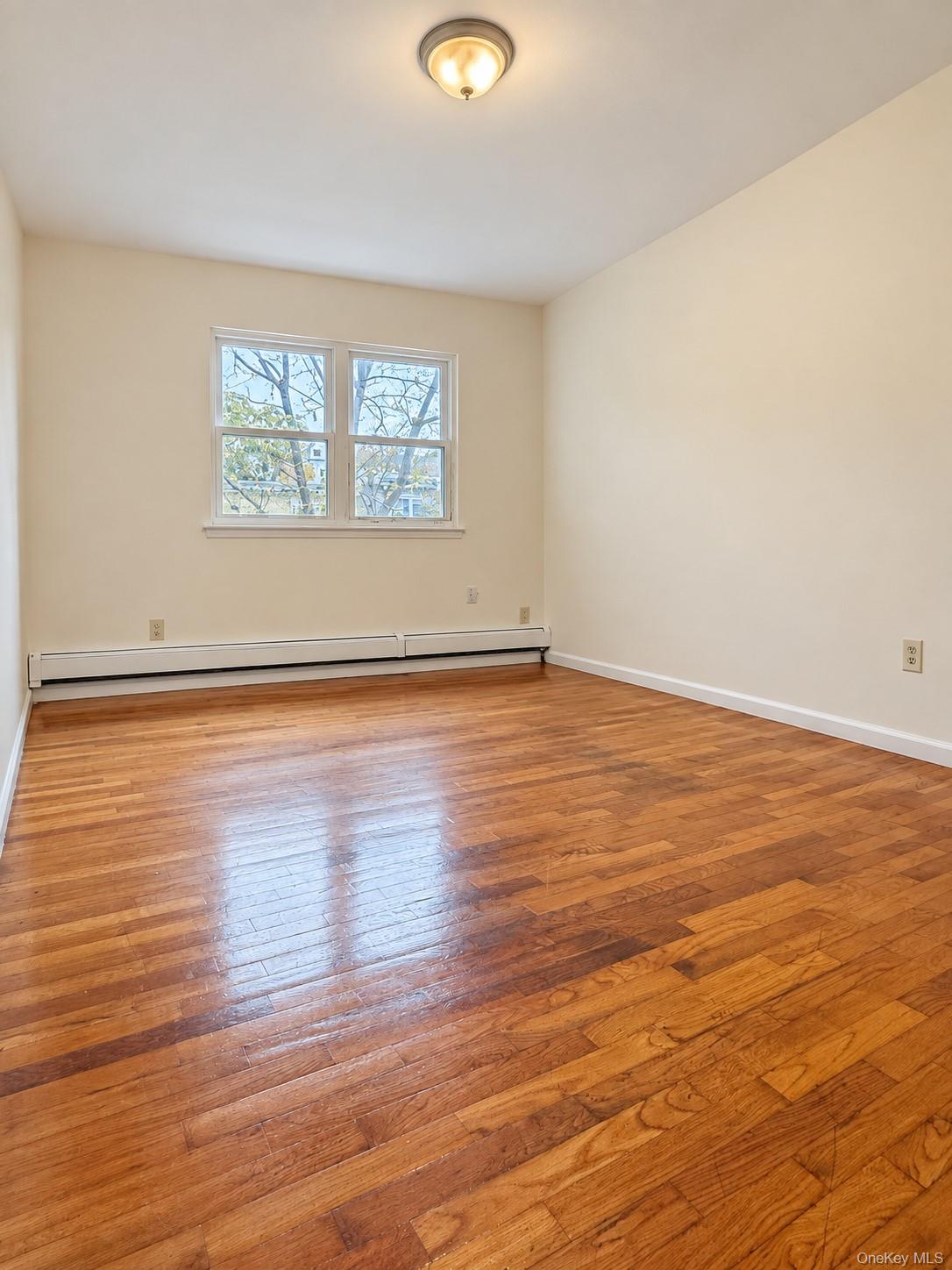 30 Chaucer Courts – For Rent photo 13
