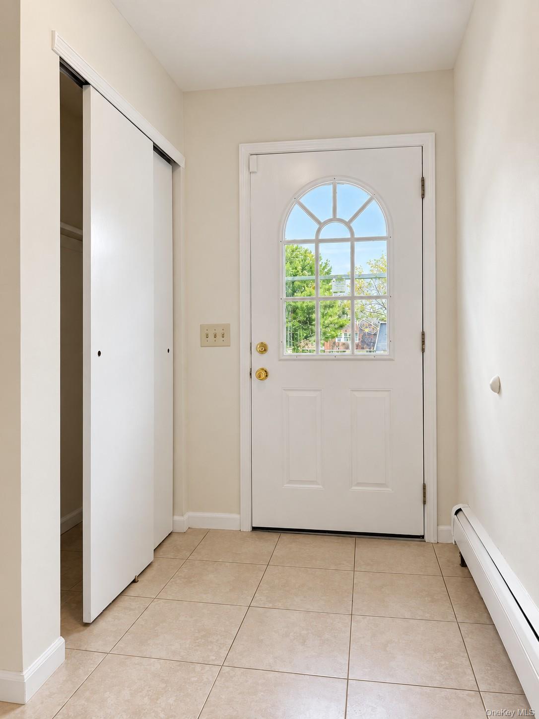 30 Chaucer Courts – For Rent photo 2