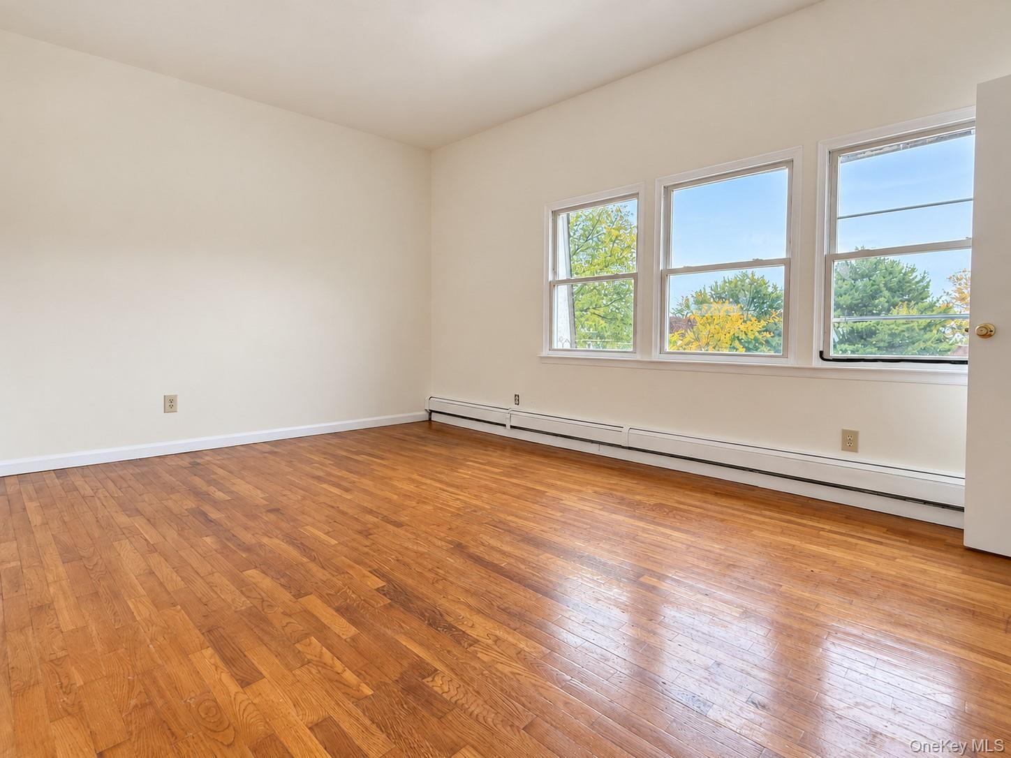 30 Chaucer Courts – For Rent photo 9